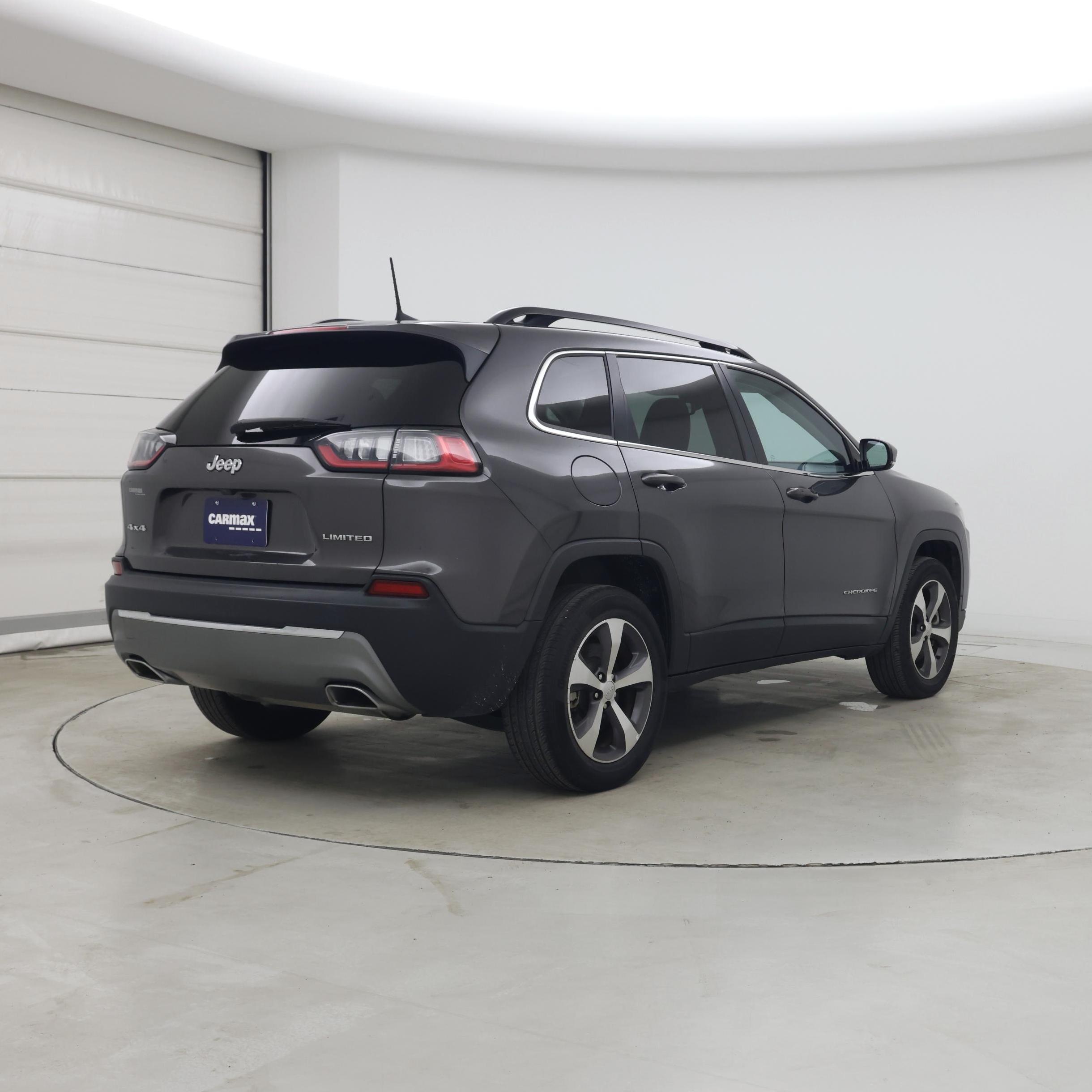 Thumbnail: 2022 Jeep Cherokee - 8