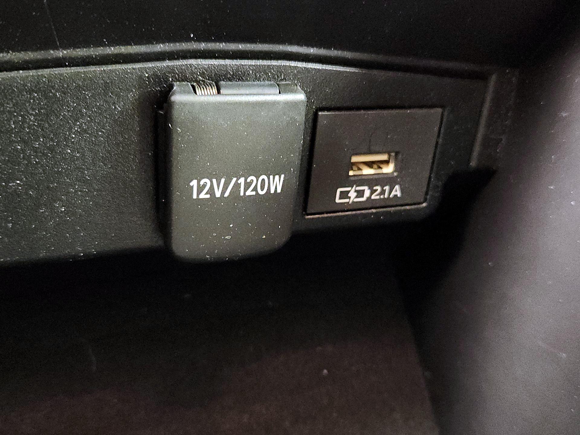 Thumbnail: 2021 Toyota Corolla - 18