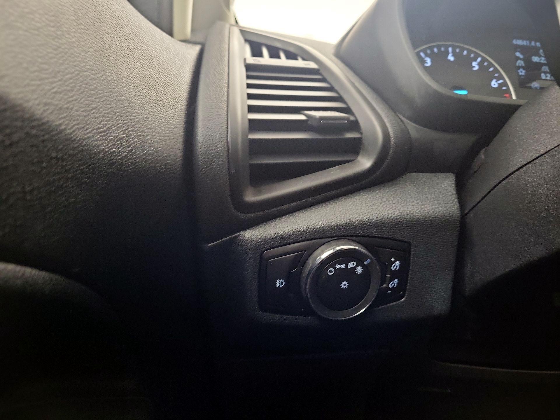 Thumbnail: 2021 Ford EcoSport - 11