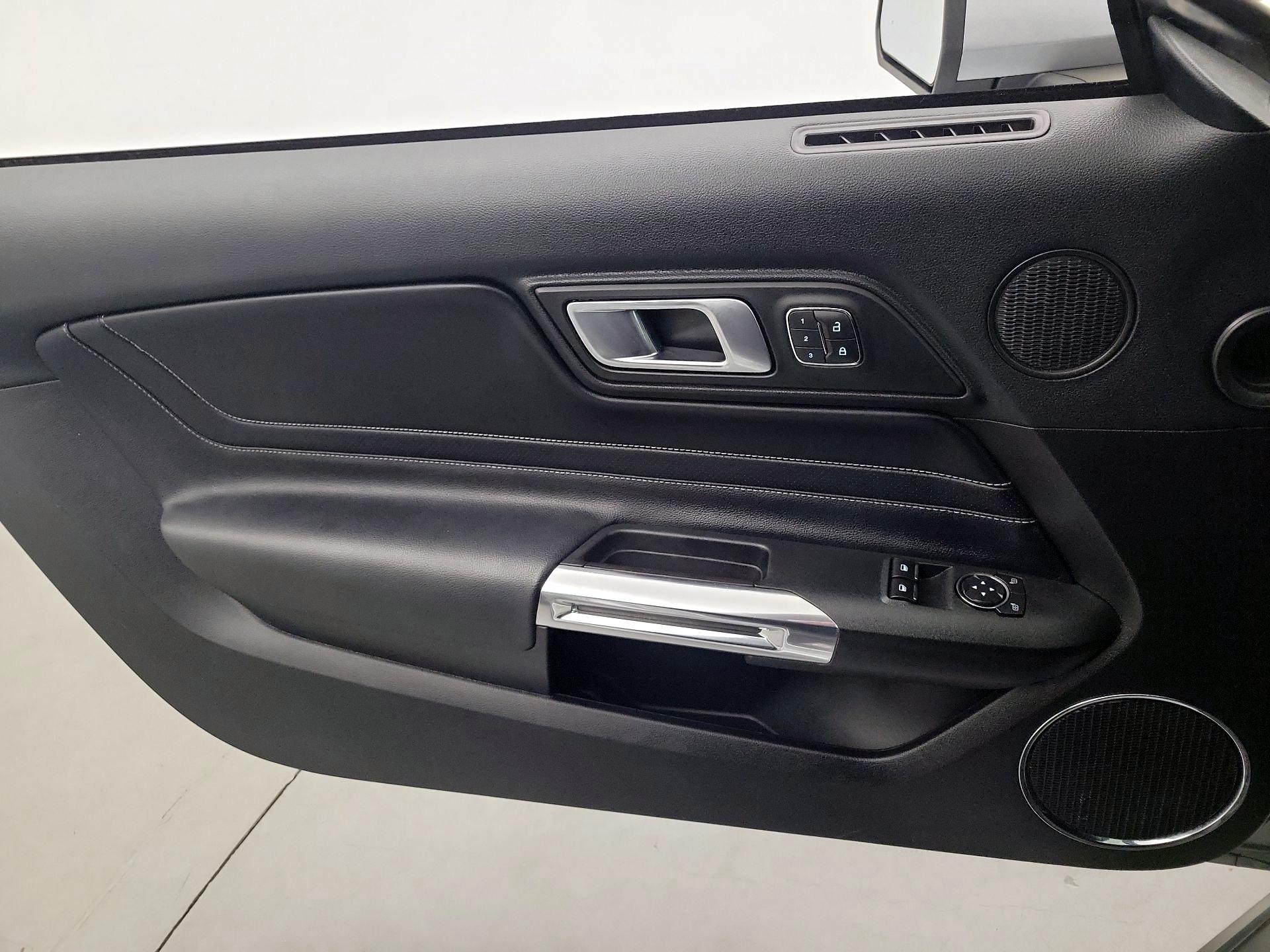 Thumbnail: 2020 Ford Mustang - 10