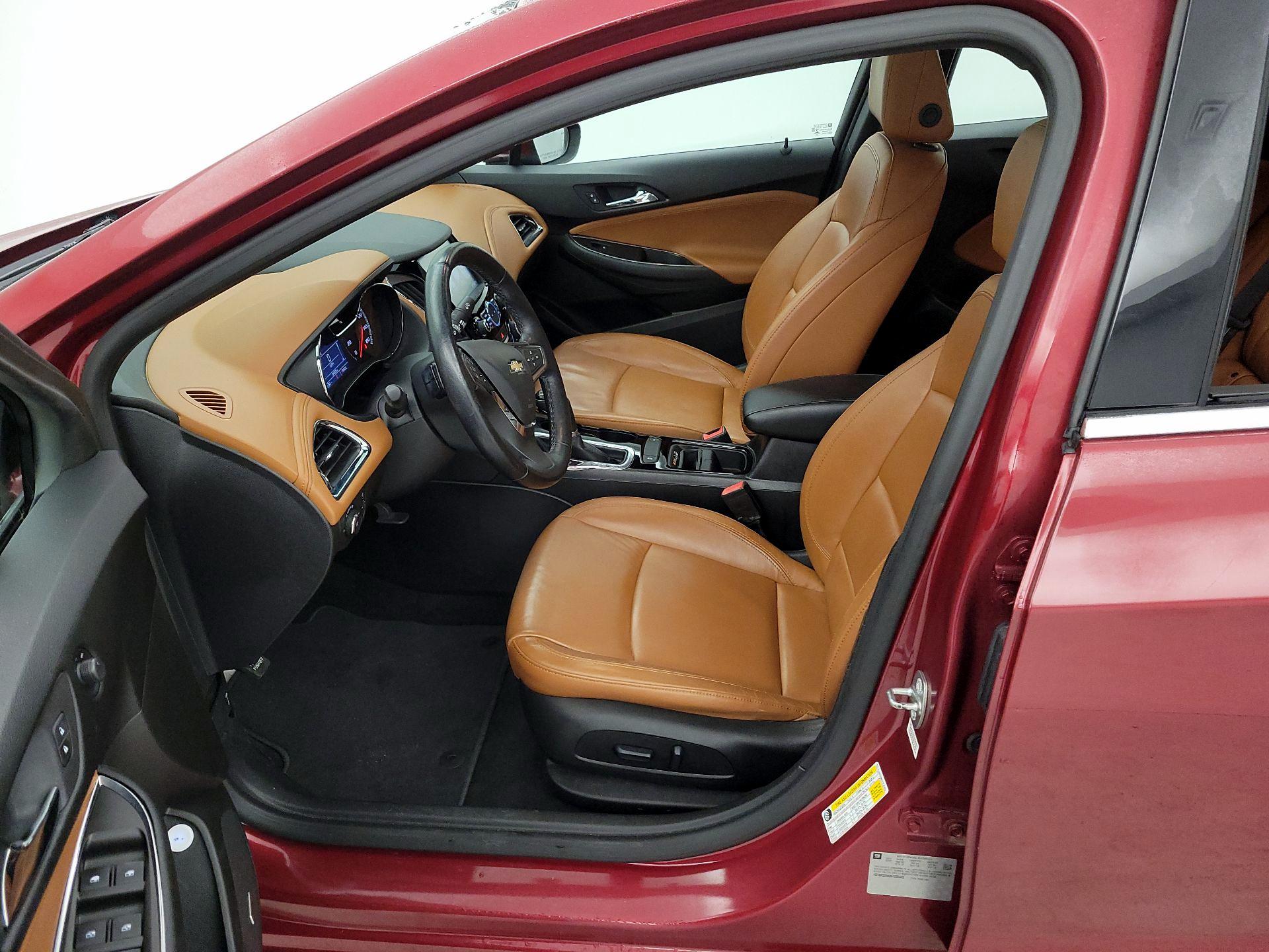 Thumbnail: 2017 Chevrolet Cruze - 11