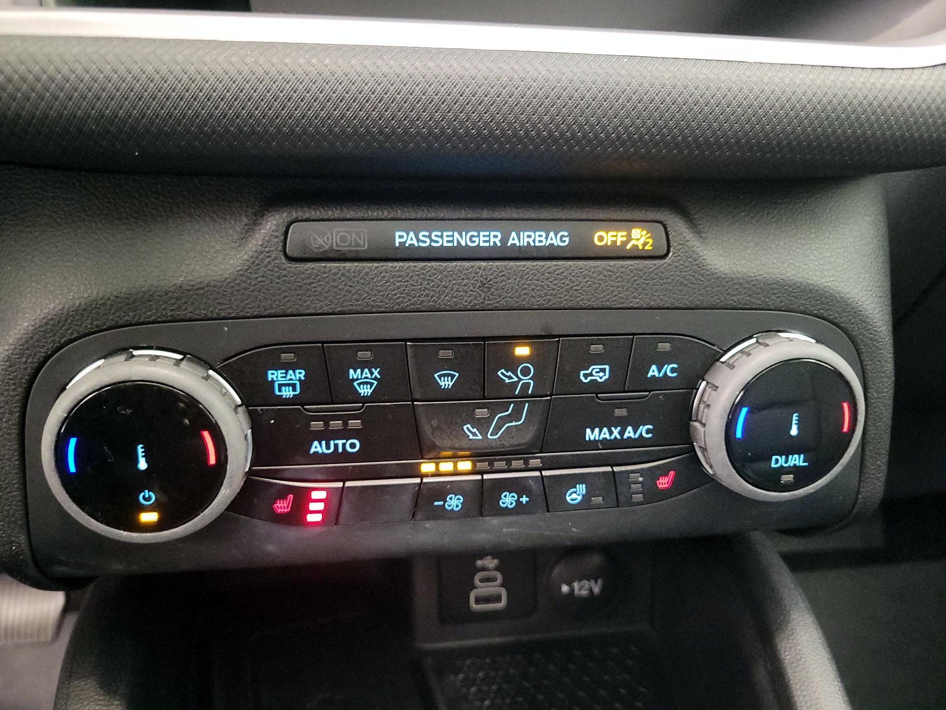 Thumbnail: 2023 Ford Bronco Sport - 16