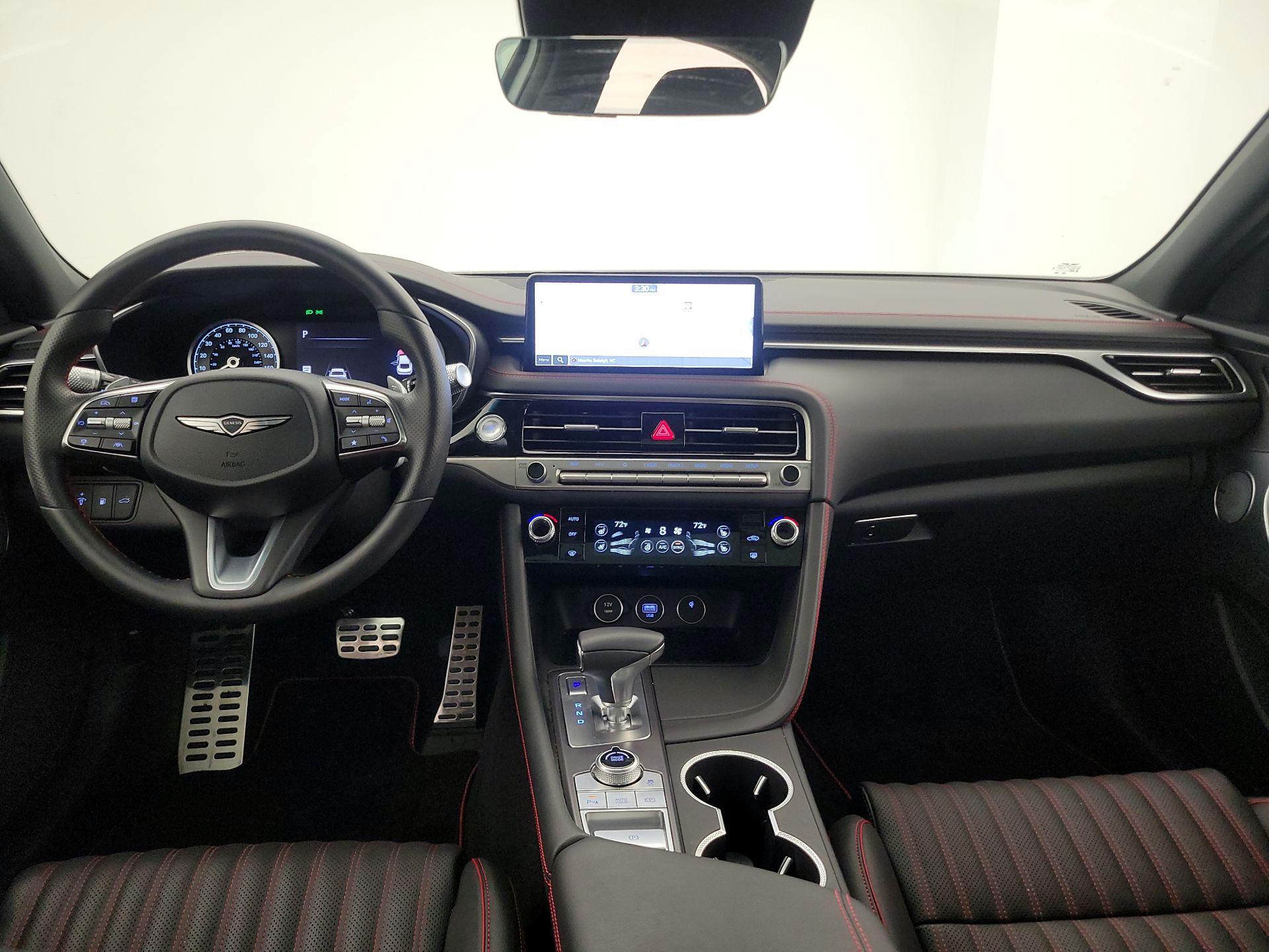 Thumbnail: 2025 Genesis G70 - 9