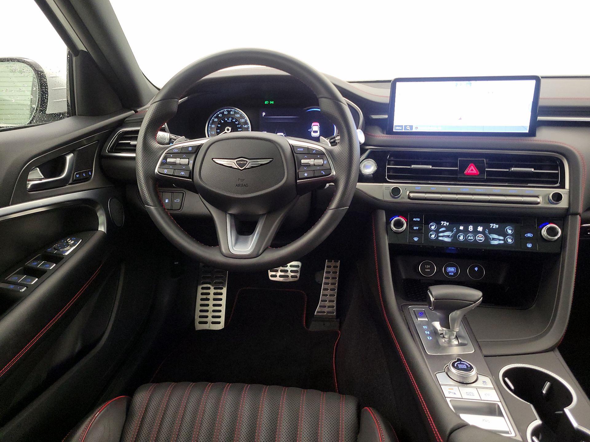 Thumbnail: 2025 Genesis G70 - 10