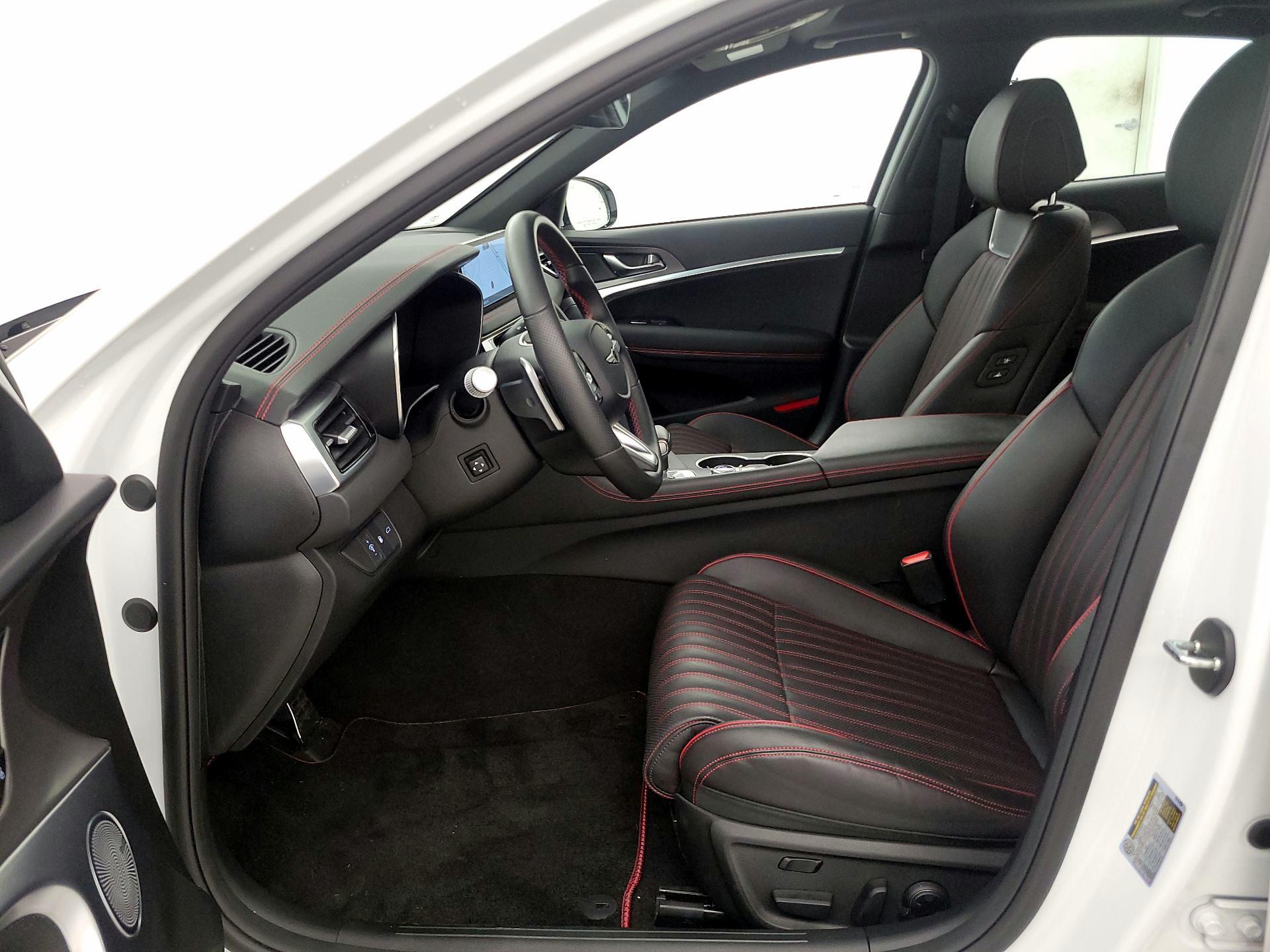 Thumbnail: 2025 Genesis G70 - 11