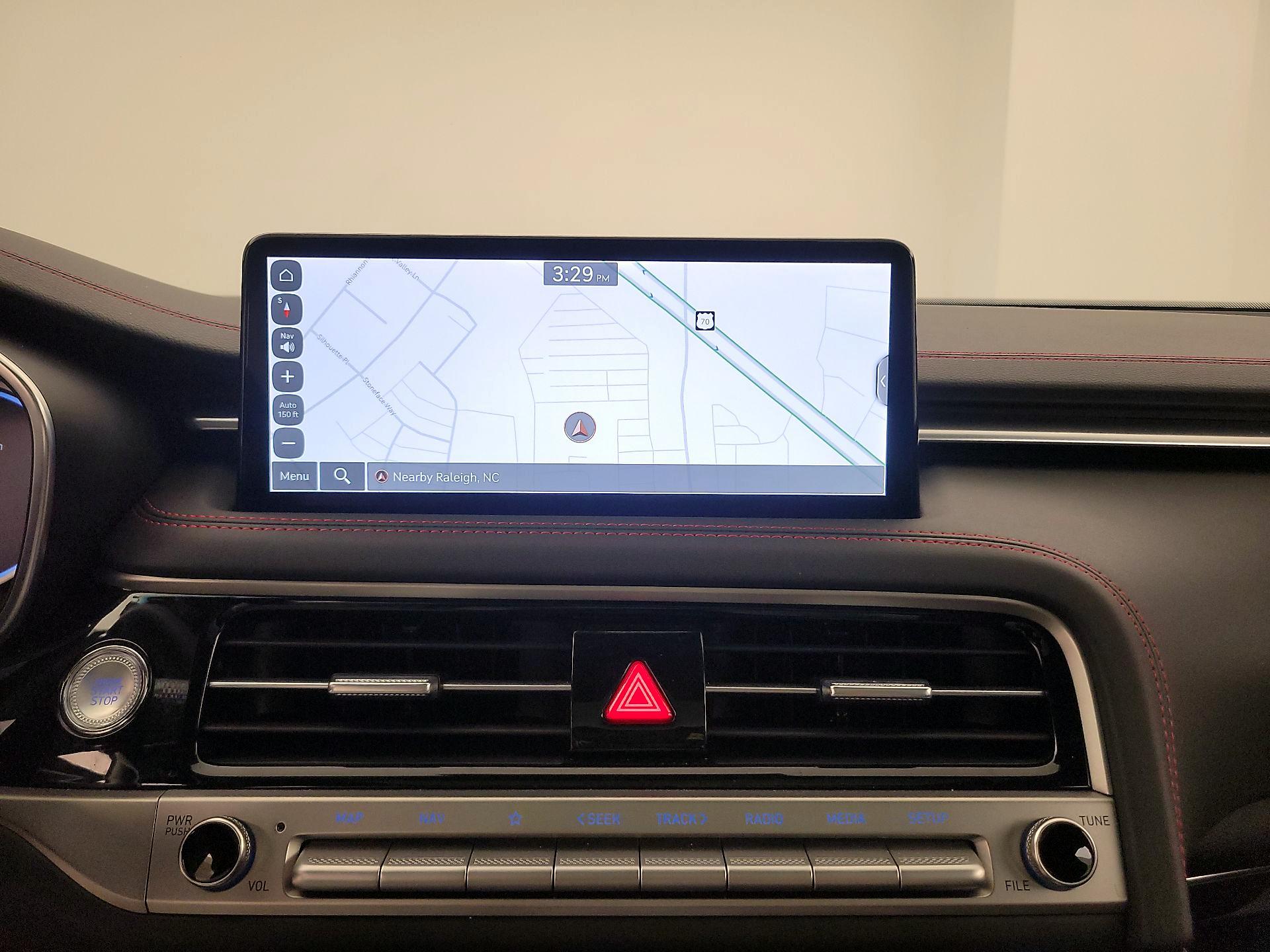 Thumbnail: 2025 Genesis G70 - 14