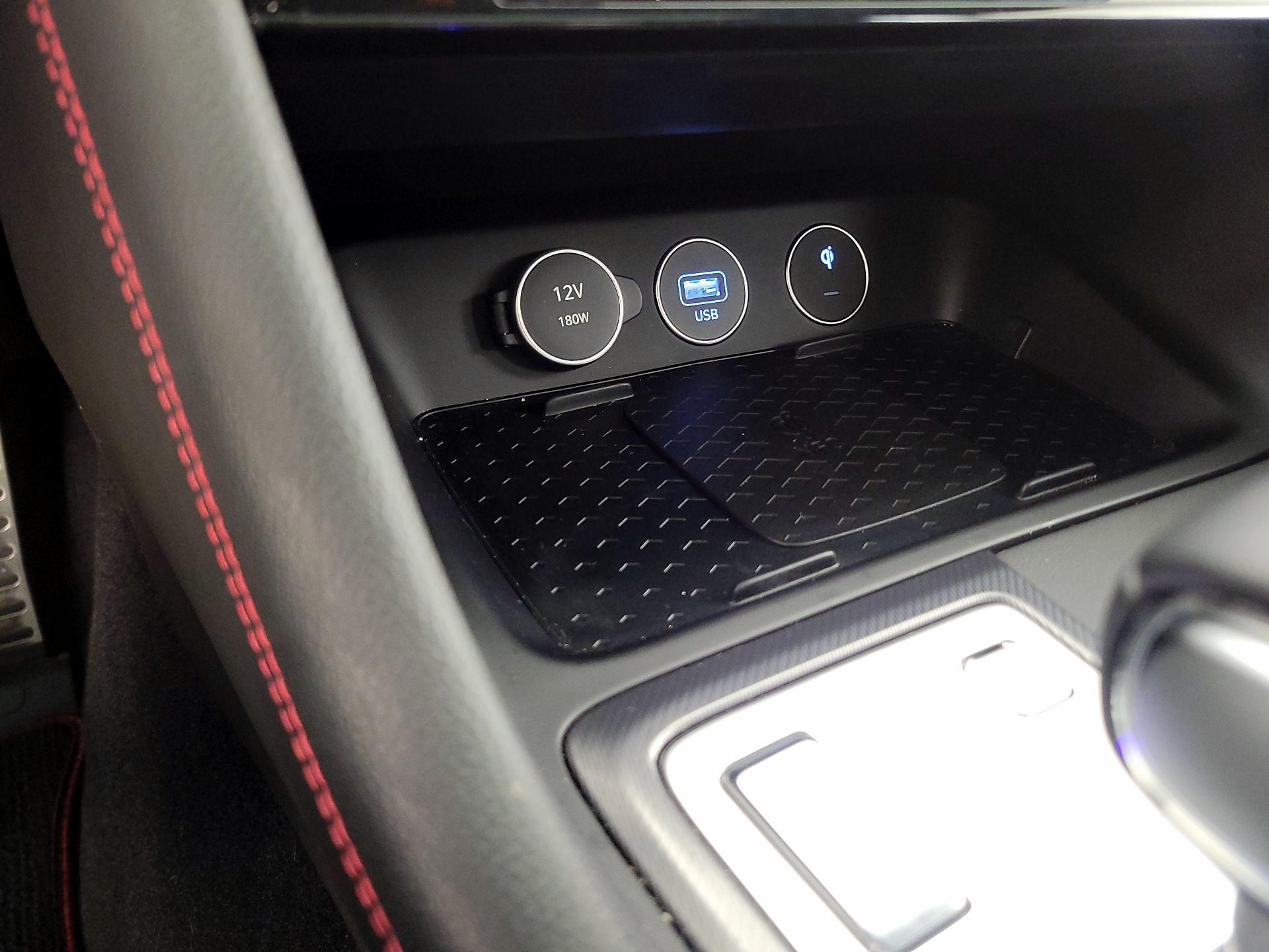 Thumbnail: 2025 Genesis G70 - 19