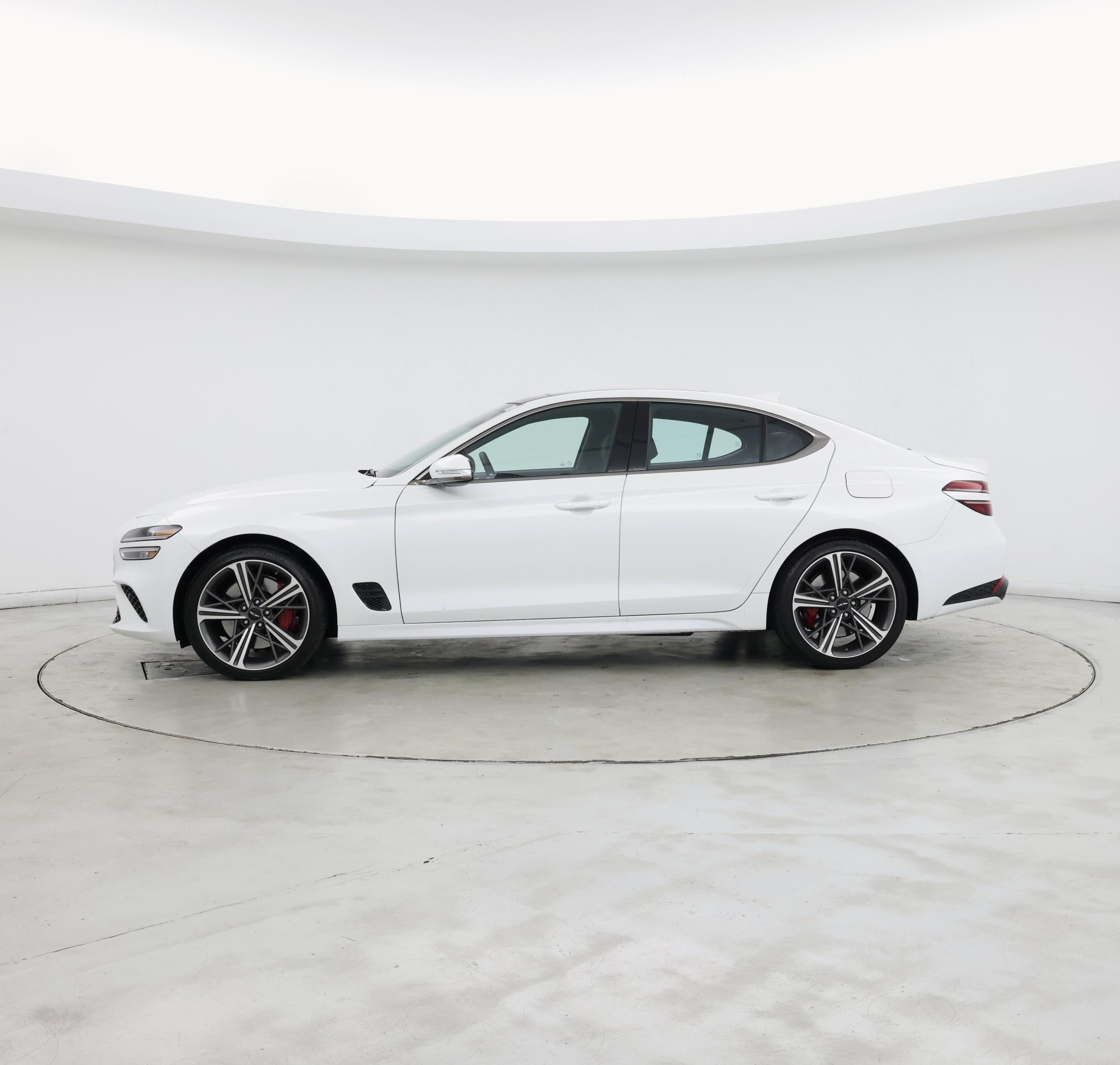 Thumbnail: 2025 Genesis G70 - 3