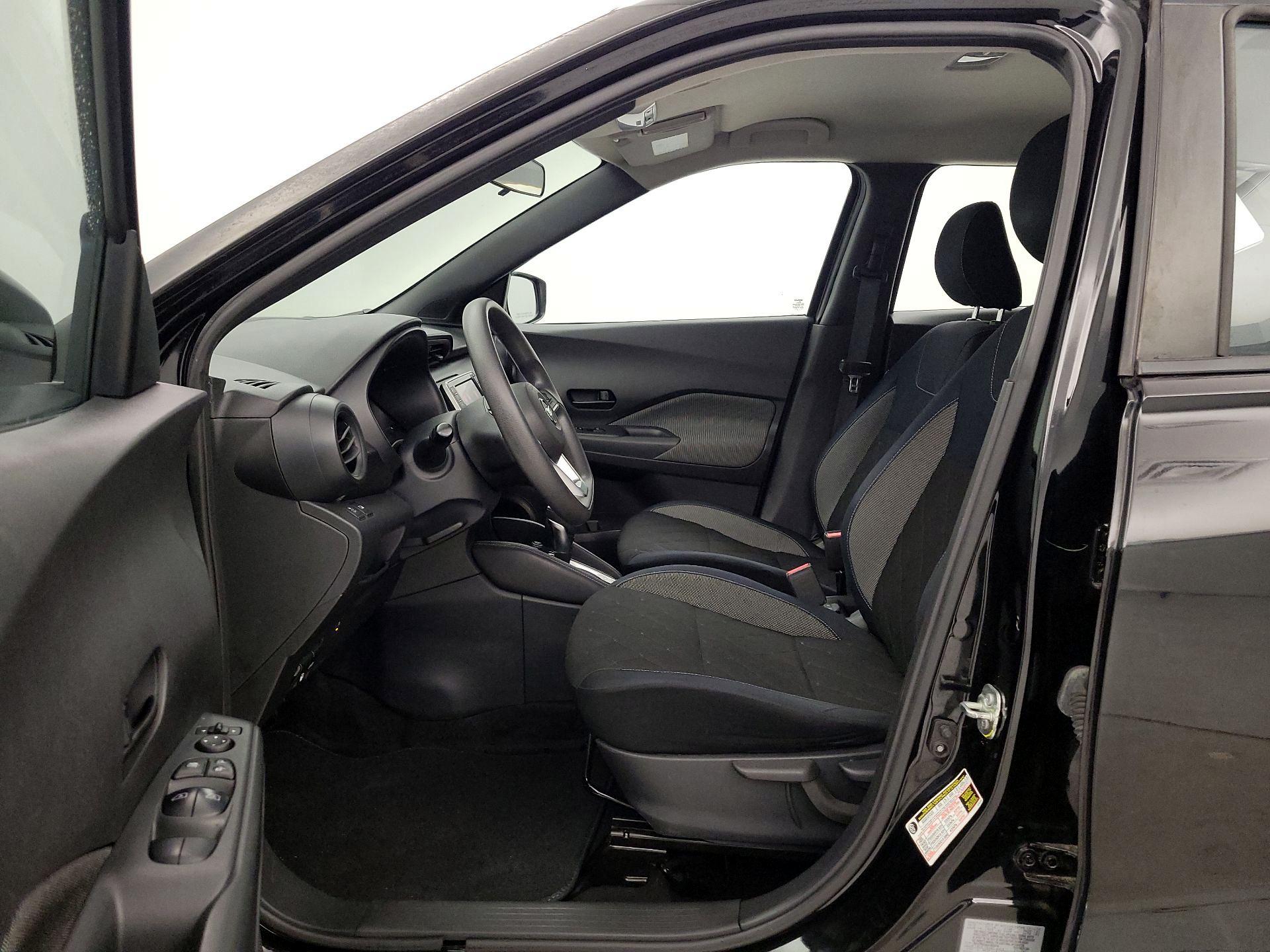 Thumbnail: 2018 Nissan Kicks - 11