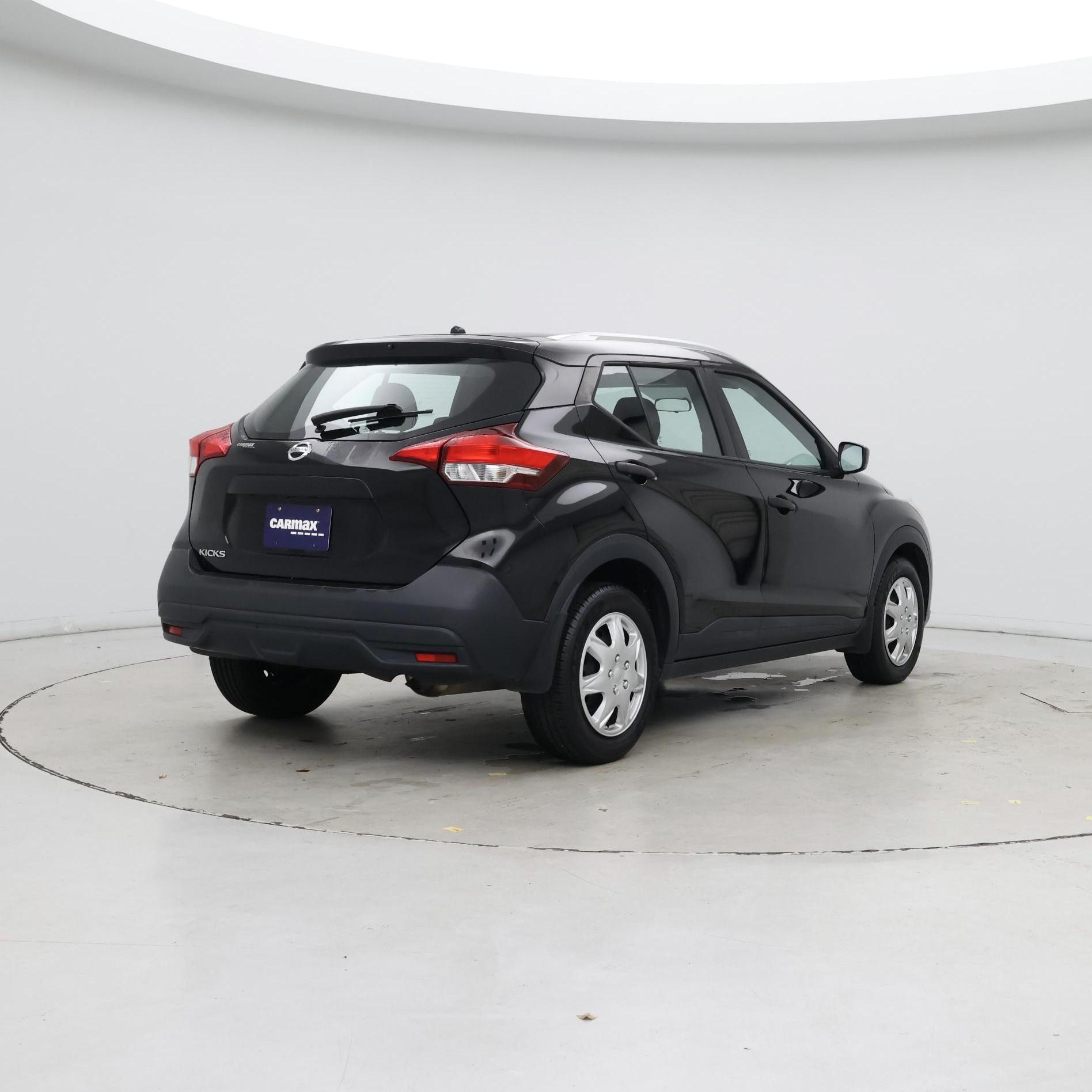 Thumbnail: 2018 Nissan Kicks - 8