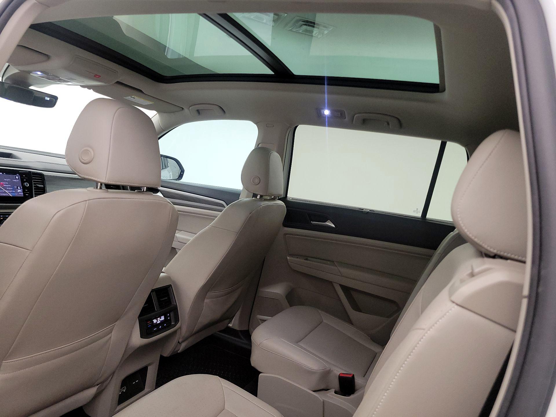 Thumbnail: 2021 Volkswagen Atlas - 20