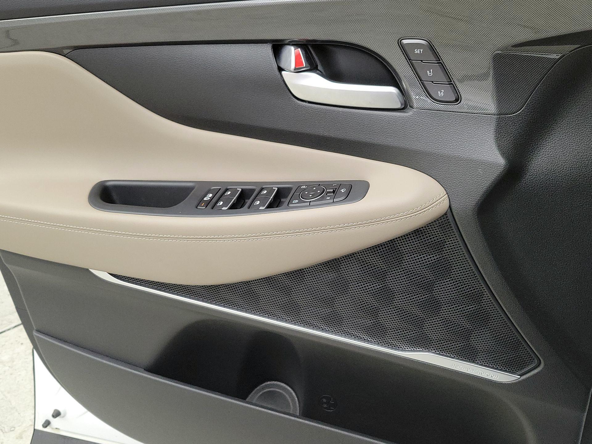 Thumbnail: 2022 Hyundai Santa Fe - 12