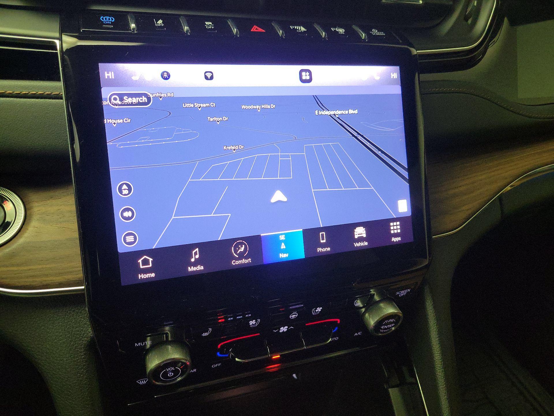 Thumbnail: 2024 Jeep Grand Cherokee - 14