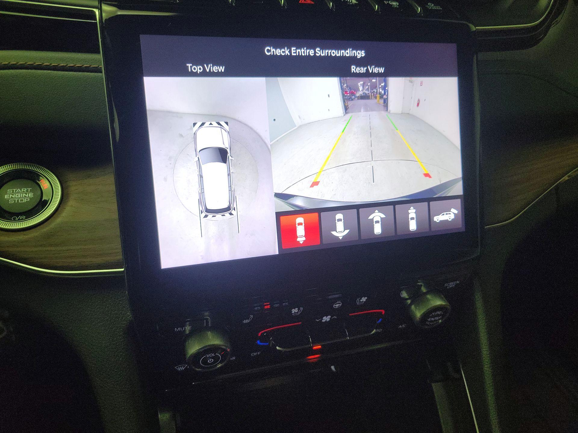 Thumbnail: 2024 Jeep Grand Cherokee - 15