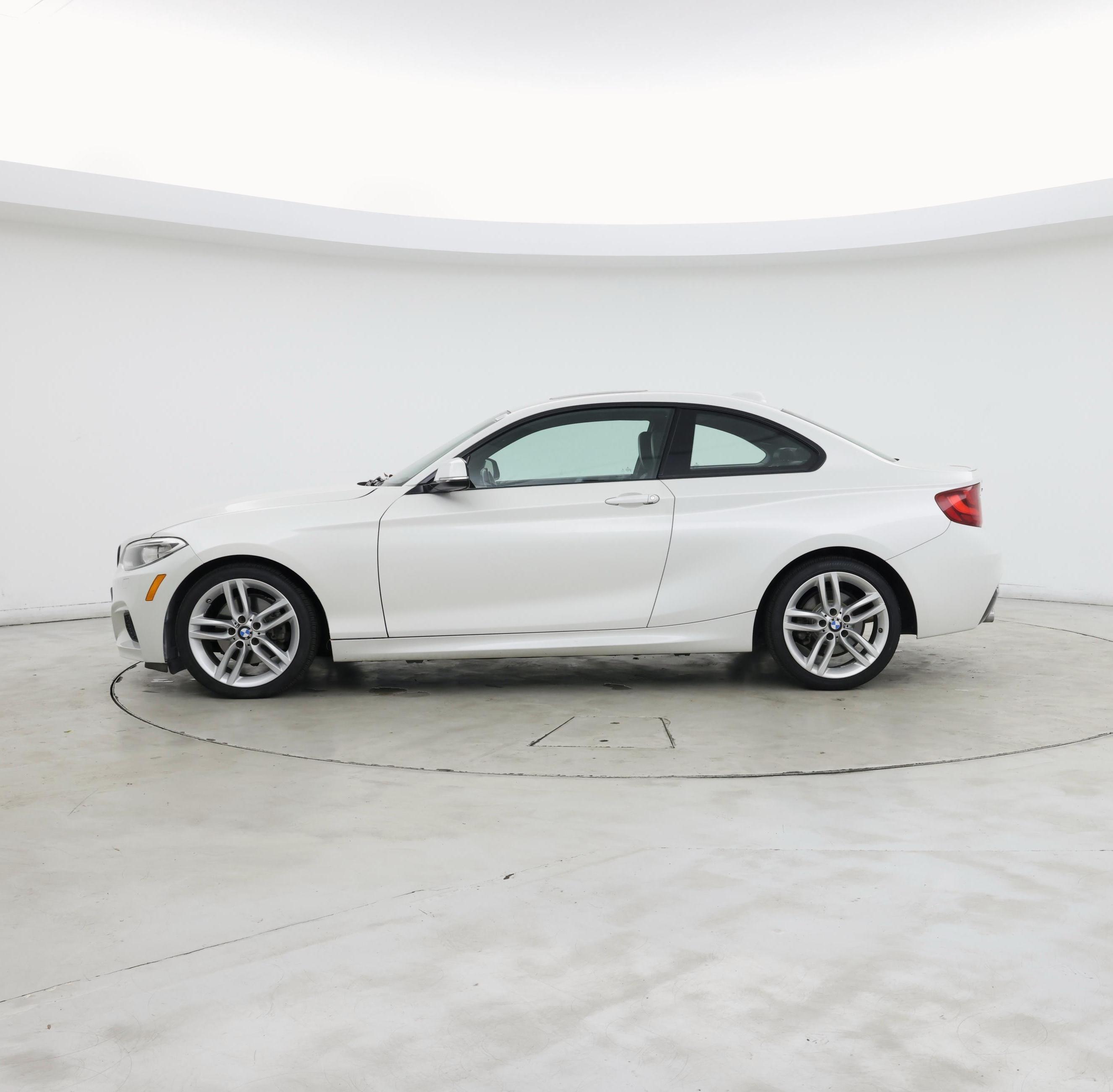 Thumbnail: 2017 BMW 2 Series - 3