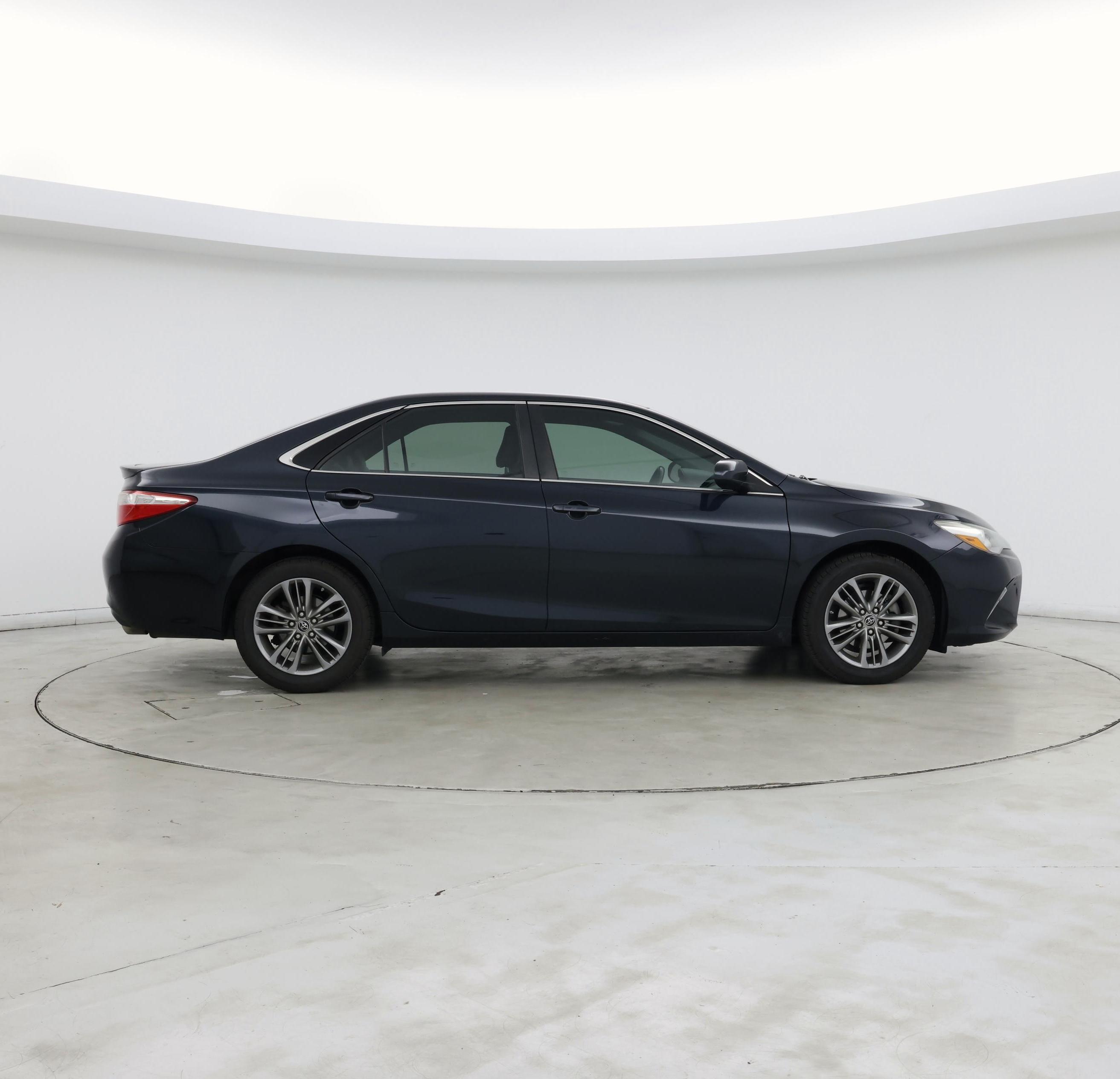 Thumbnail: 2016 Toyota Camry - 7