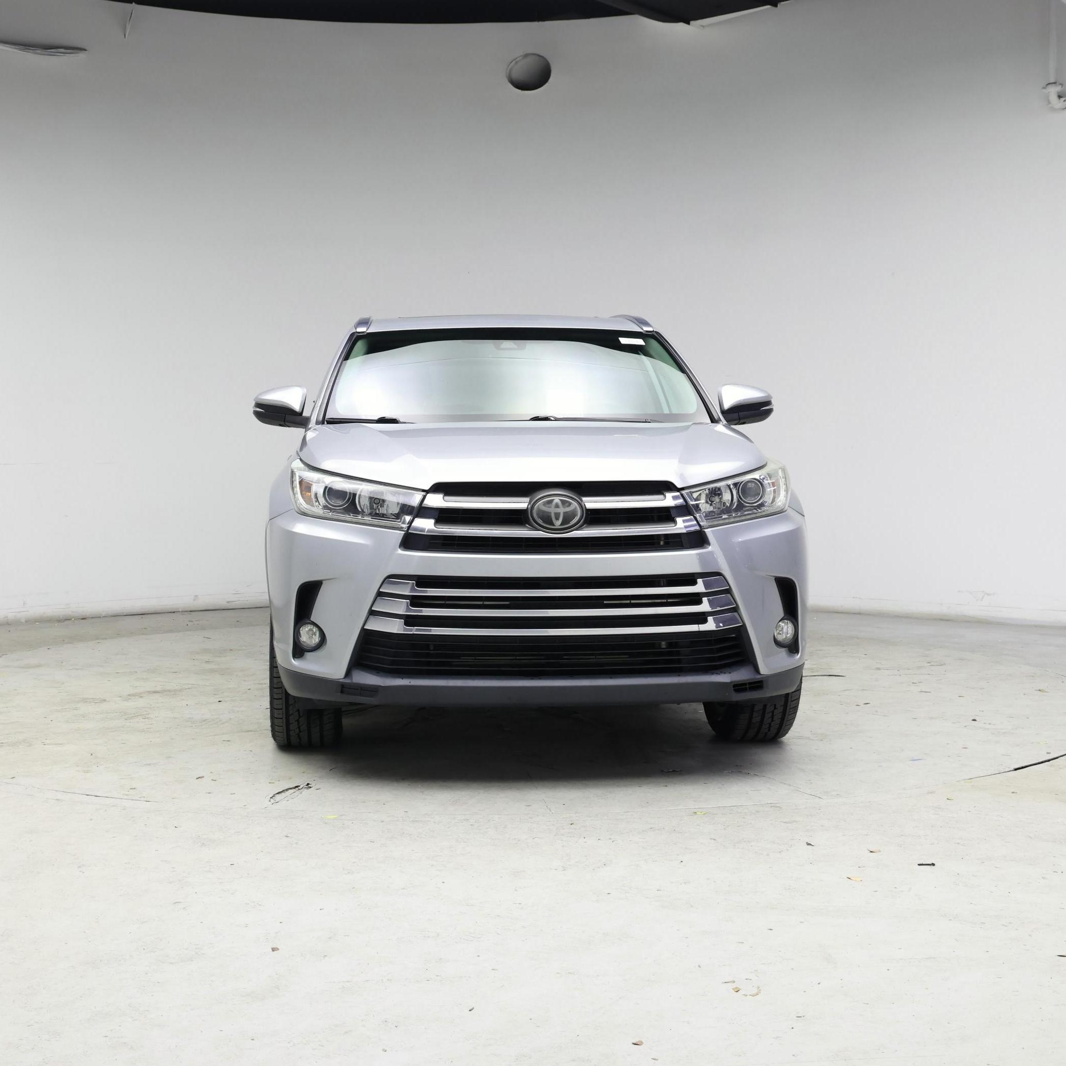 Thumbnail: 2018 Toyota Highlander - 5