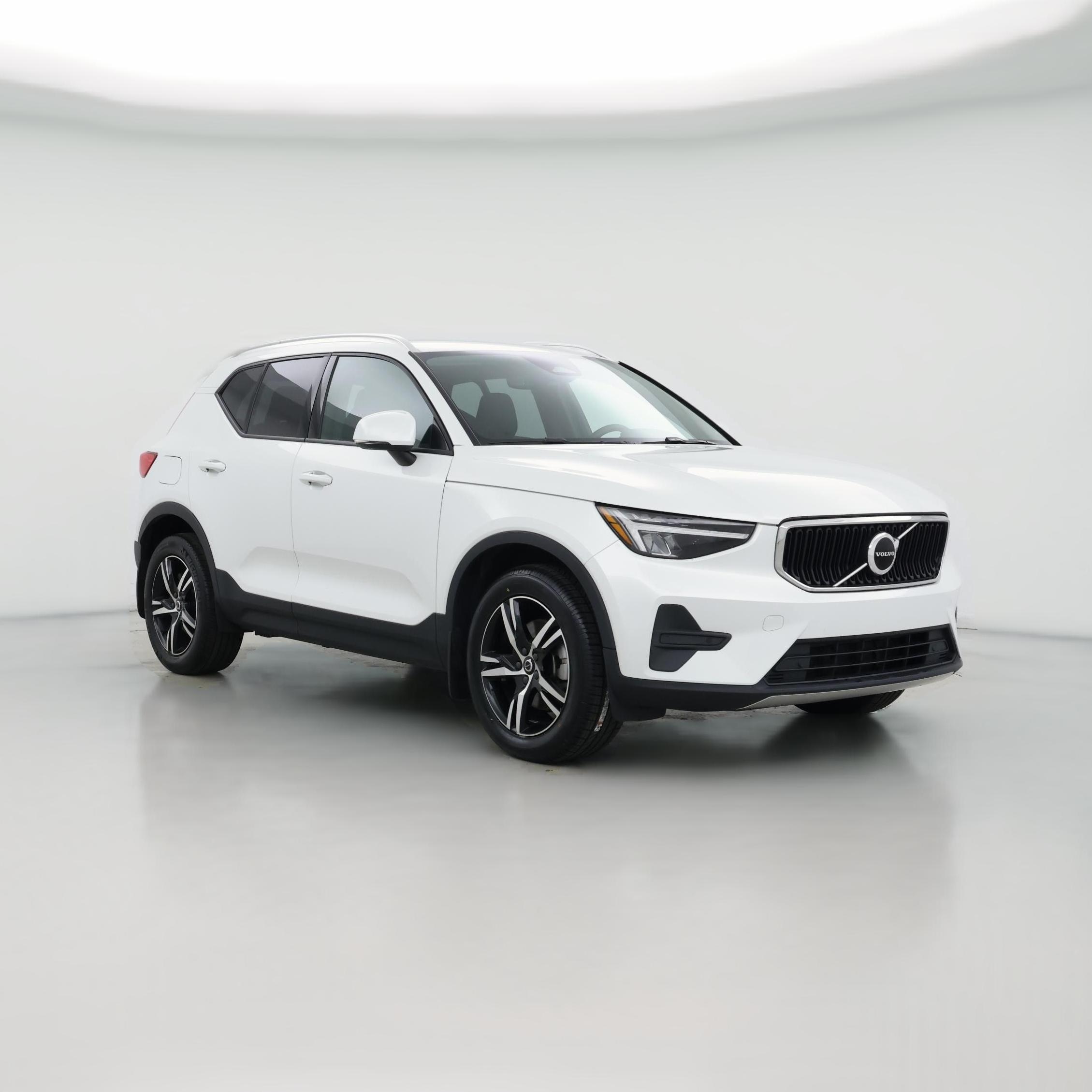 Thumbnail: 2023 Volvo XC40 - 1