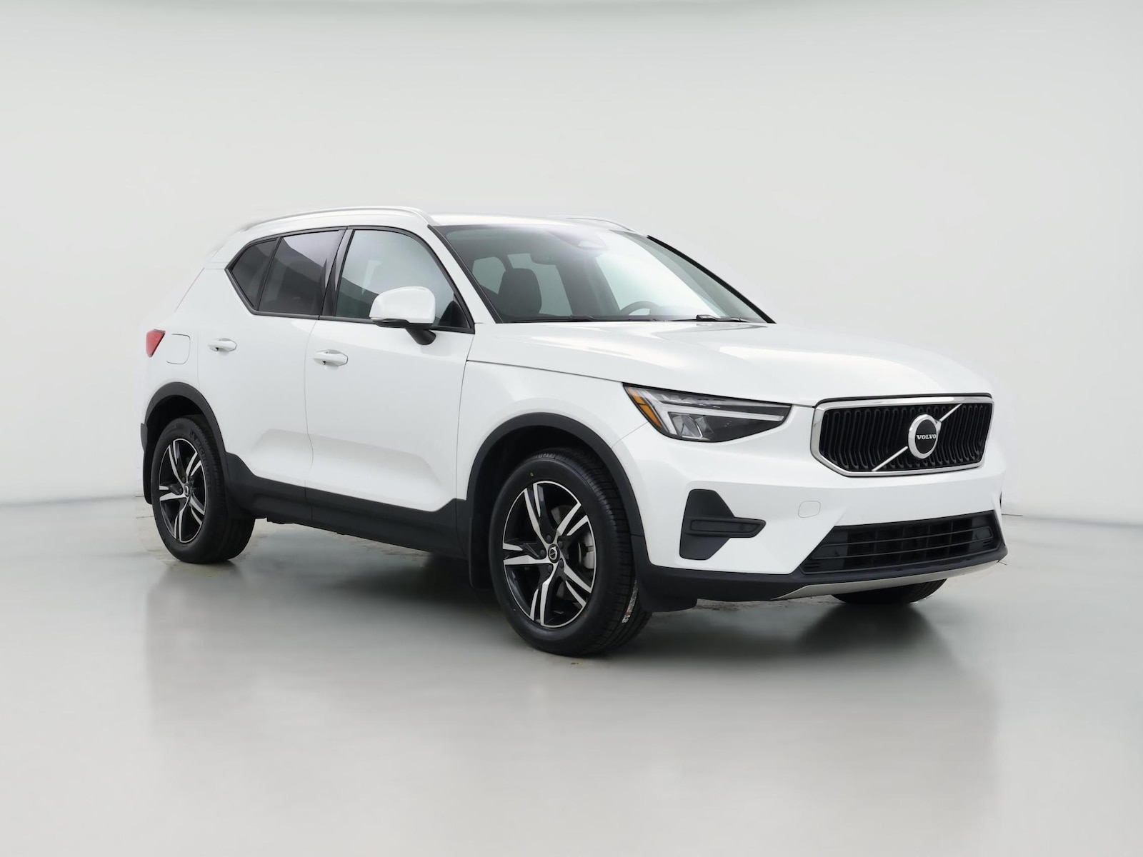 2023 Volvo XC40
