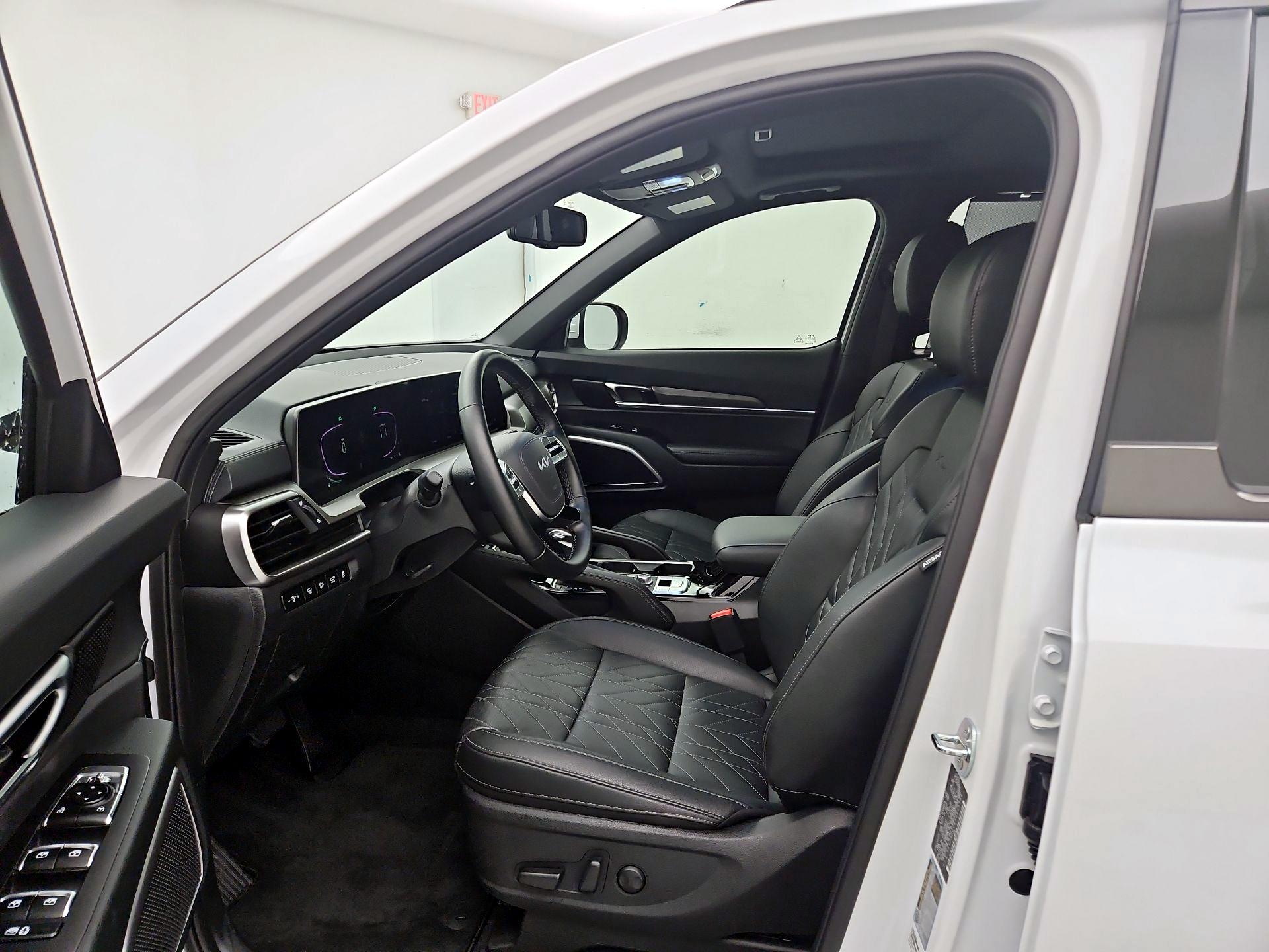 Thumbnail: 2025 Kia Telluride - 11