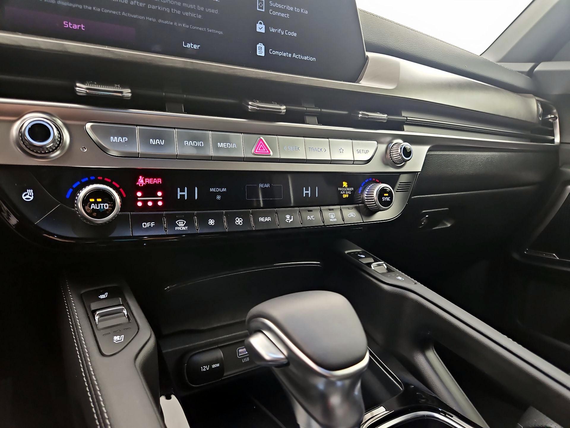 Thumbnail: 2025 Kia Telluride - 17