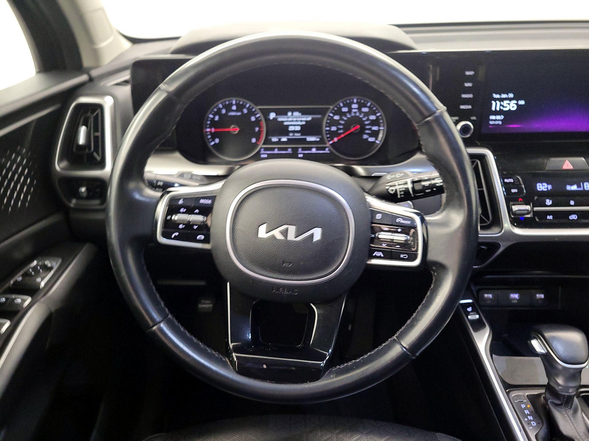 Thumbnail: 2022 Kia Sorento - 10