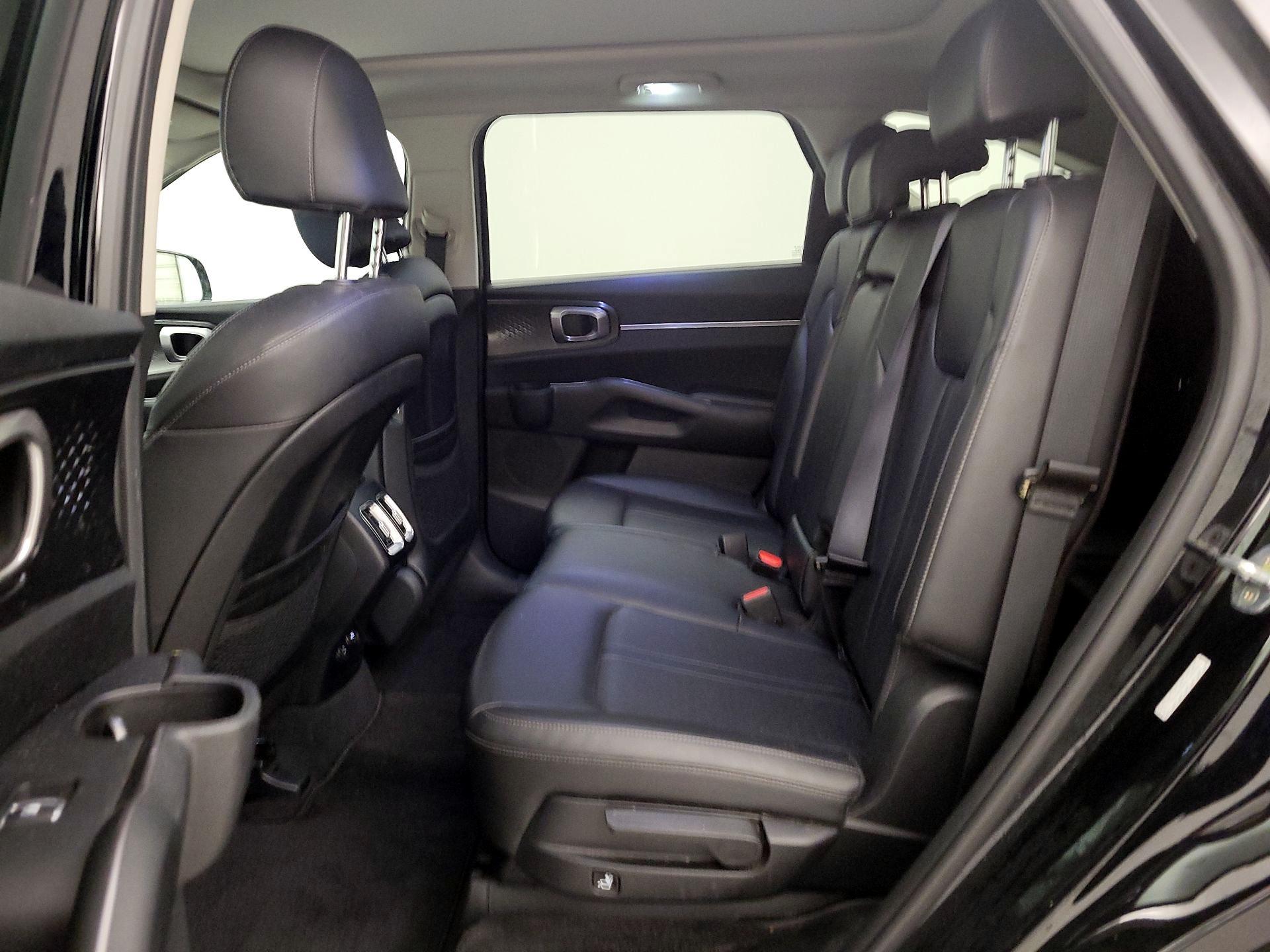 Thumbnail: 2022 Kia Sorento - 20