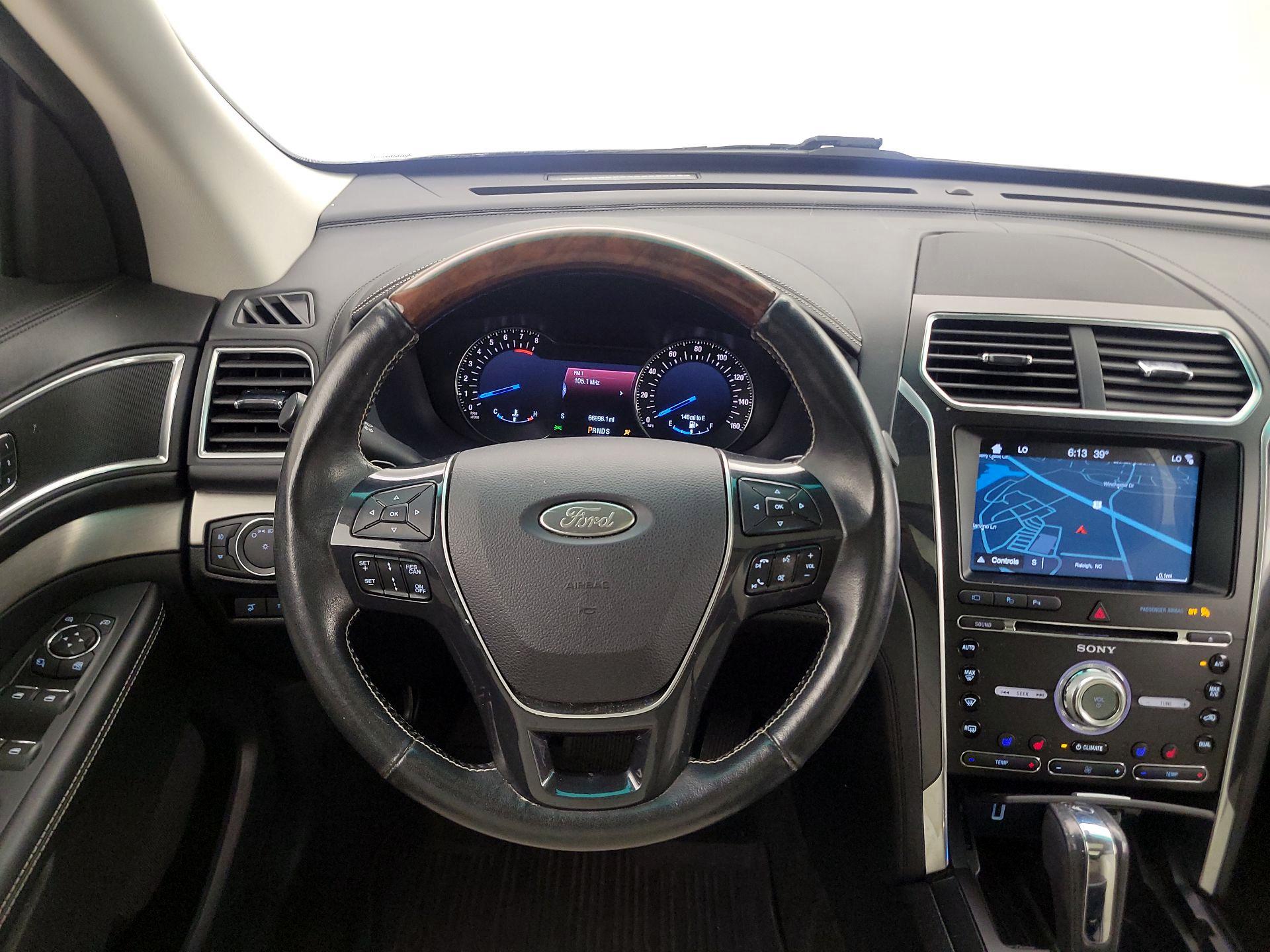 Thumbnail: 2017 Ford Explorer - 10