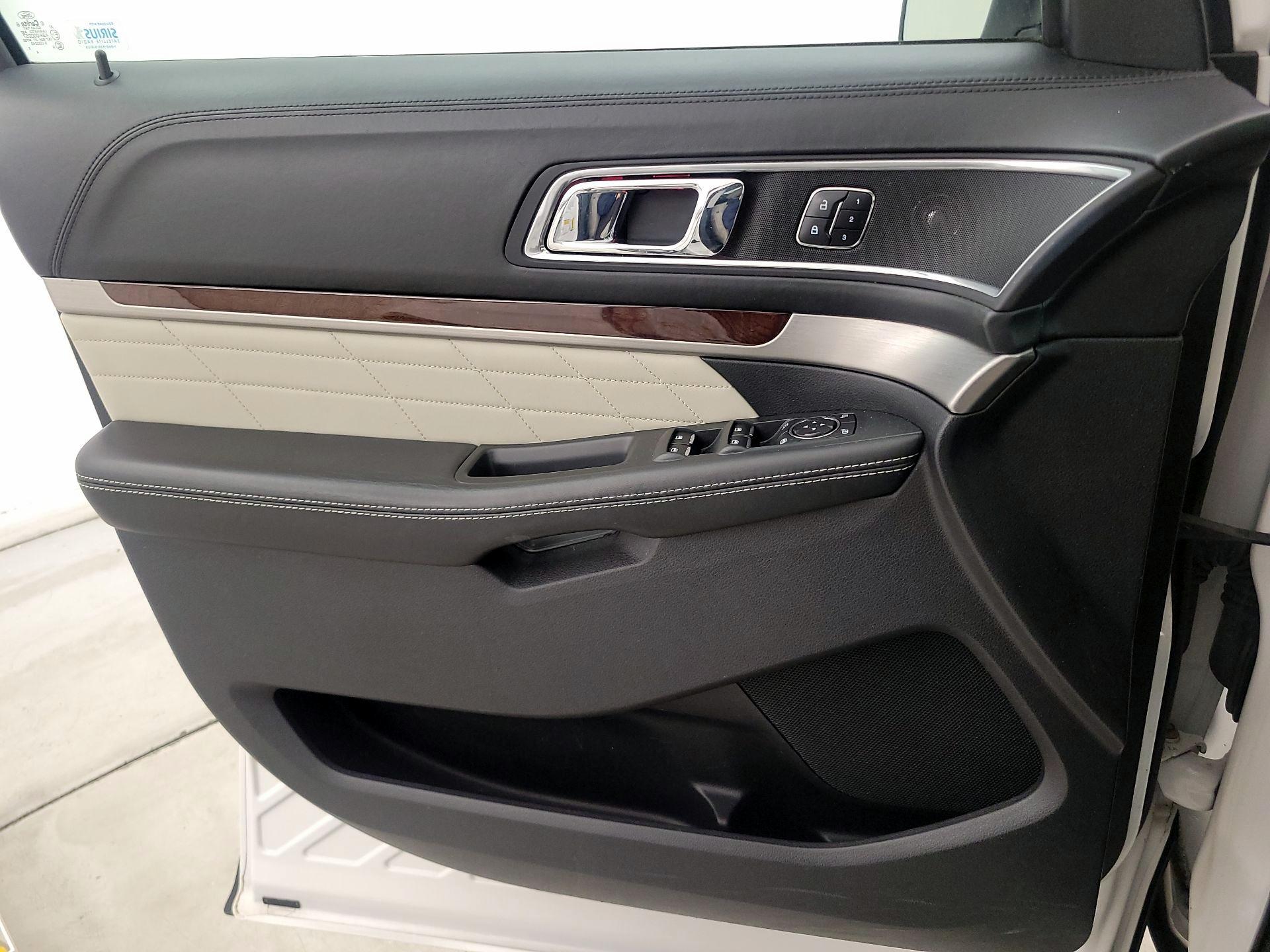 Thumbnail: 2017 Ford Explorer - 12