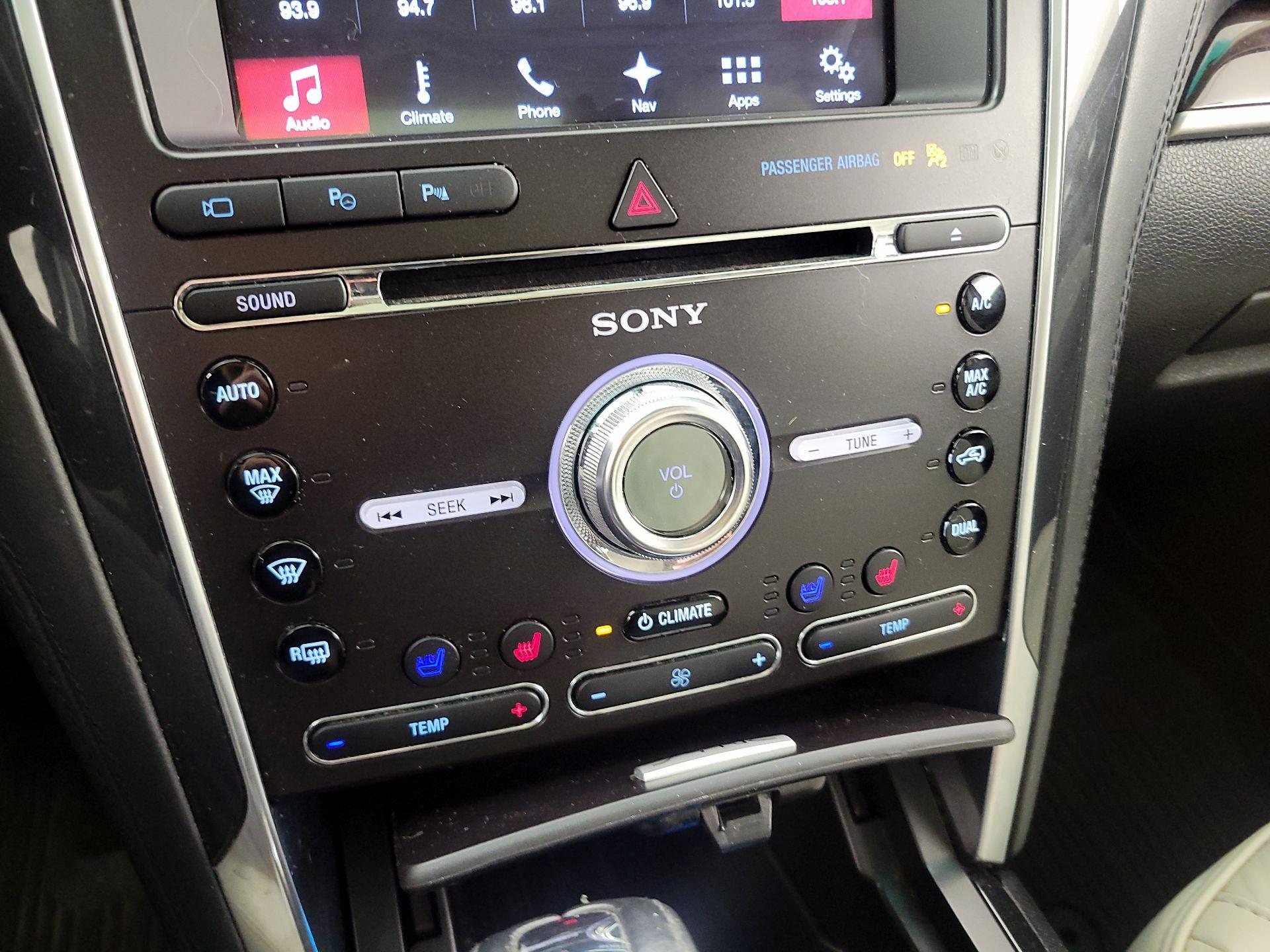 Thumbnail: 2017 Ford Explorer - 17