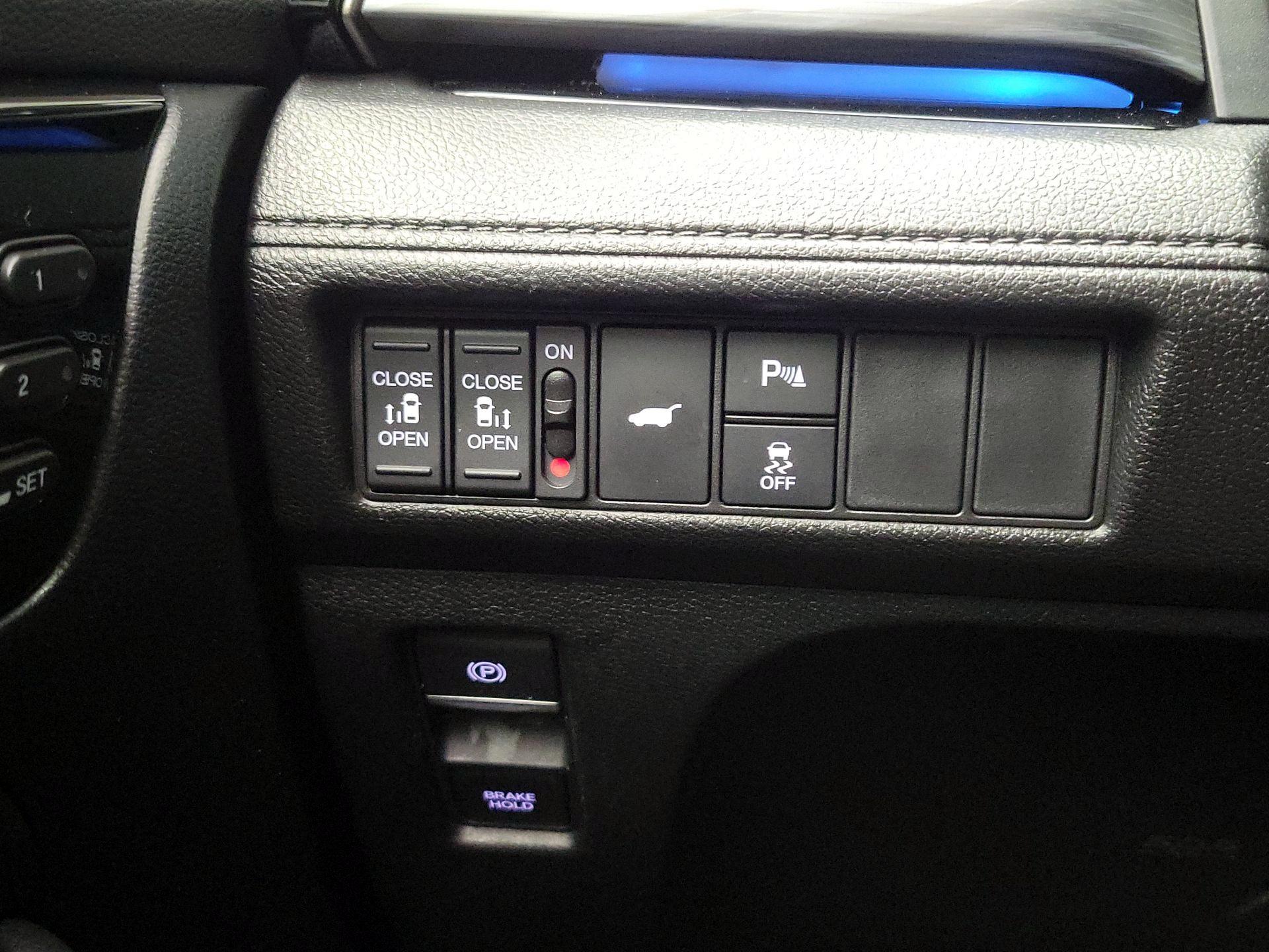 Thumbnail: 2025 Honda Odyssey - 13