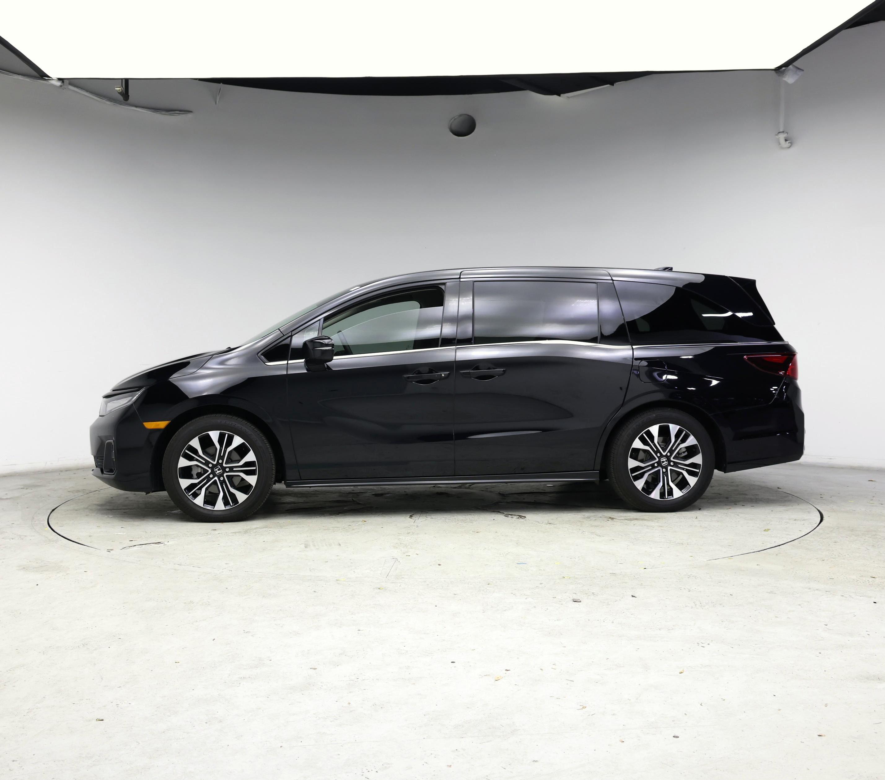 Thumbnail: 2025 Honda Odyssey - 3