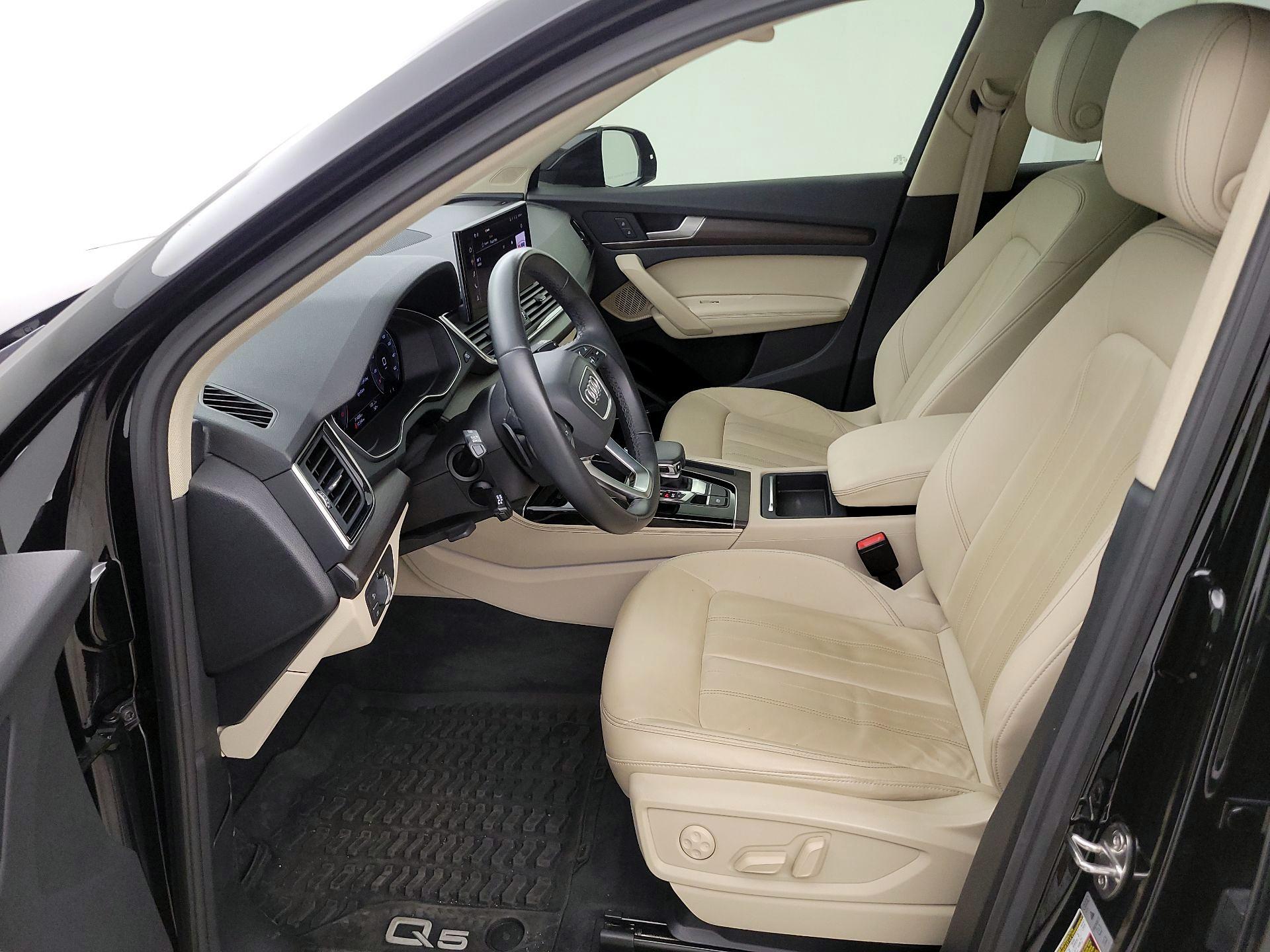 Thumbnail: 2022 Audi Q5 - 11