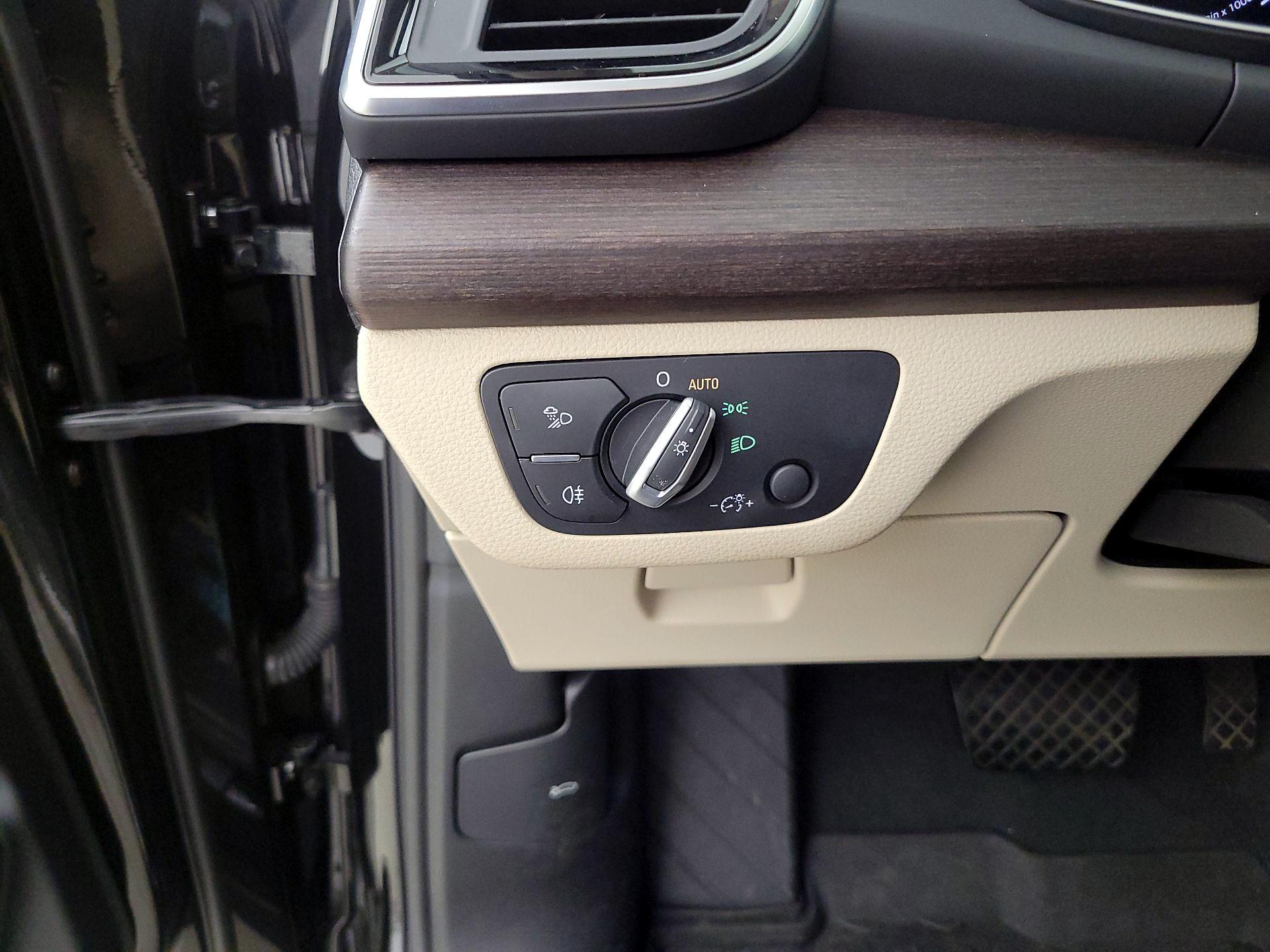 Thumbnail: 2022 Audi Q5 - 13