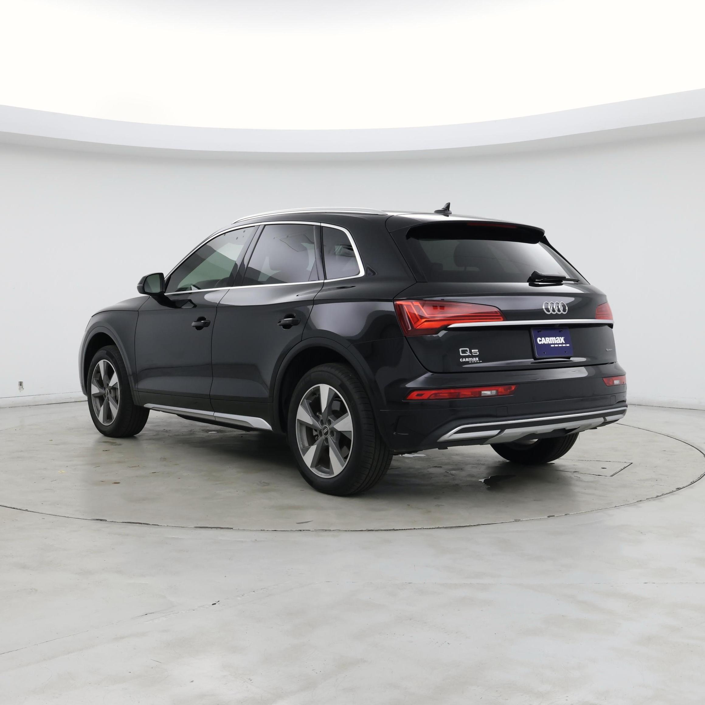Thumbnail: 2022 Audi Q5 - 2