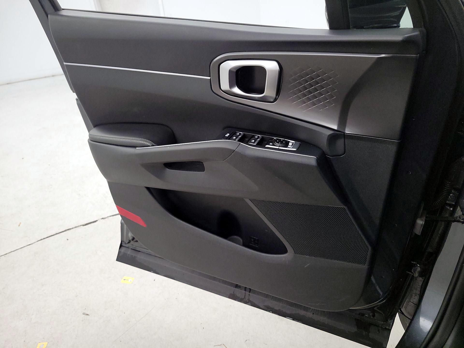 Thumbnail: 2024 Kia Sorento - 12