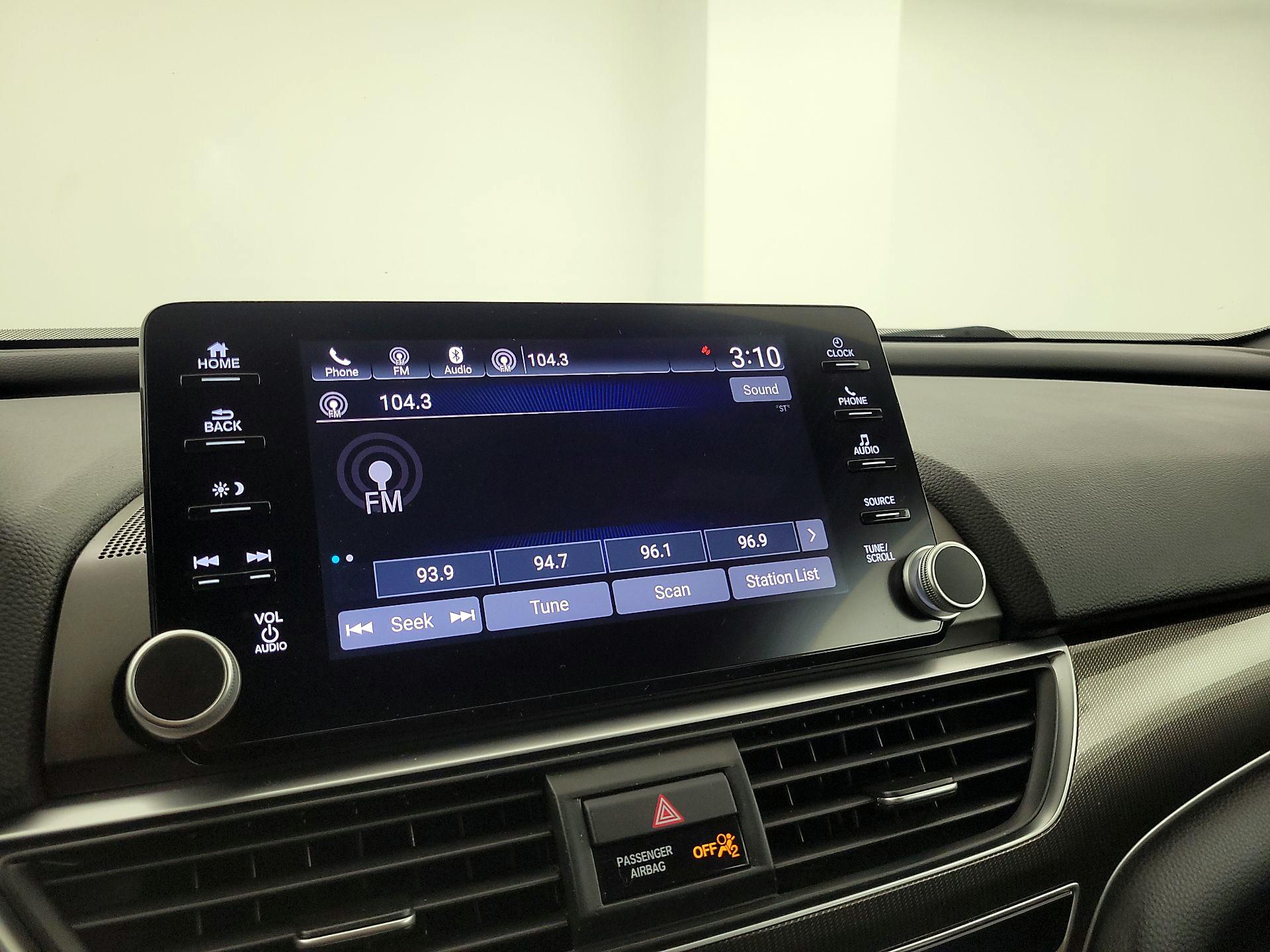 Thumbnail: 2018 Honda Accord - 15