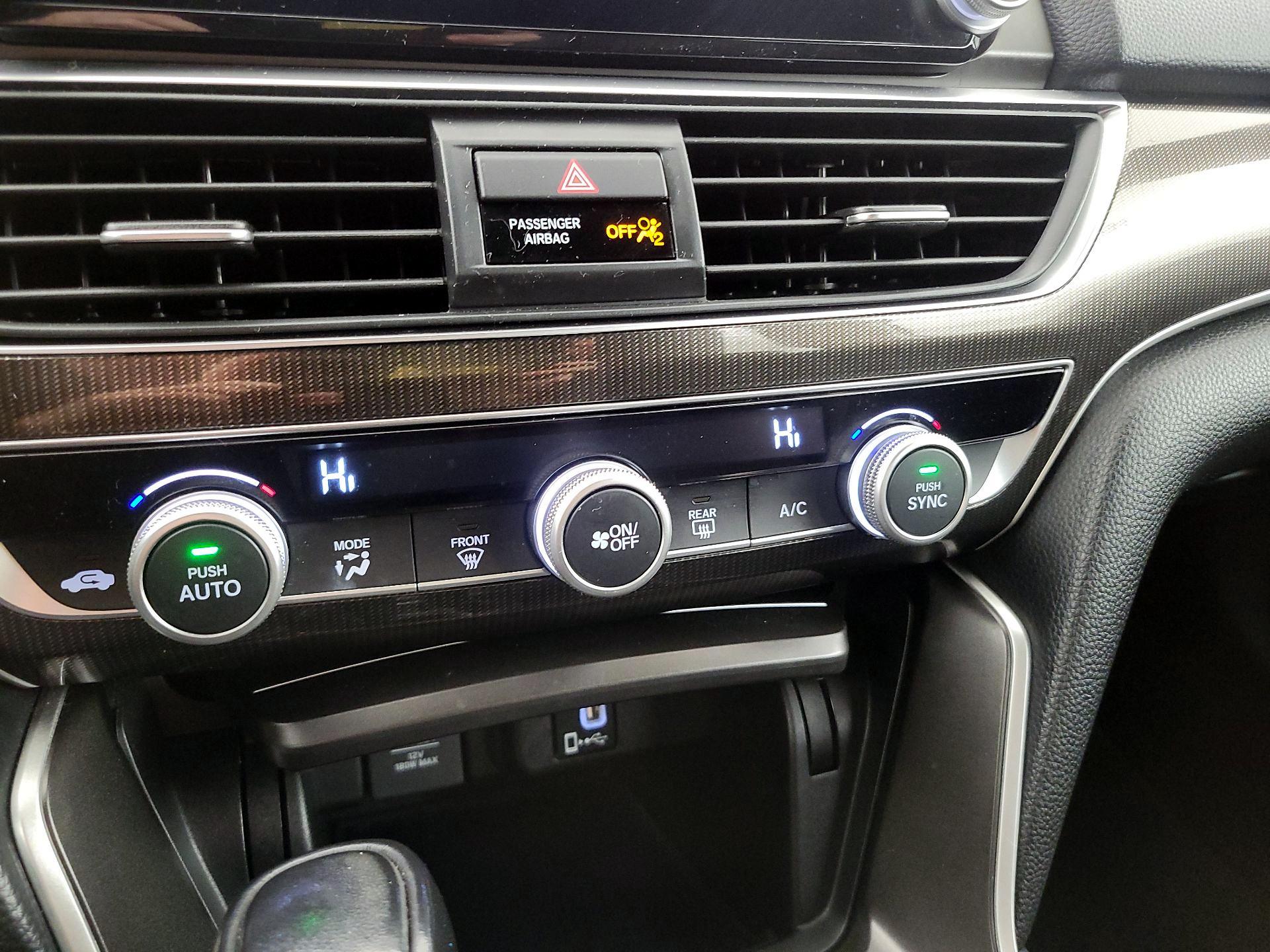 Thumbnail: 2018 Honda Accord - 16