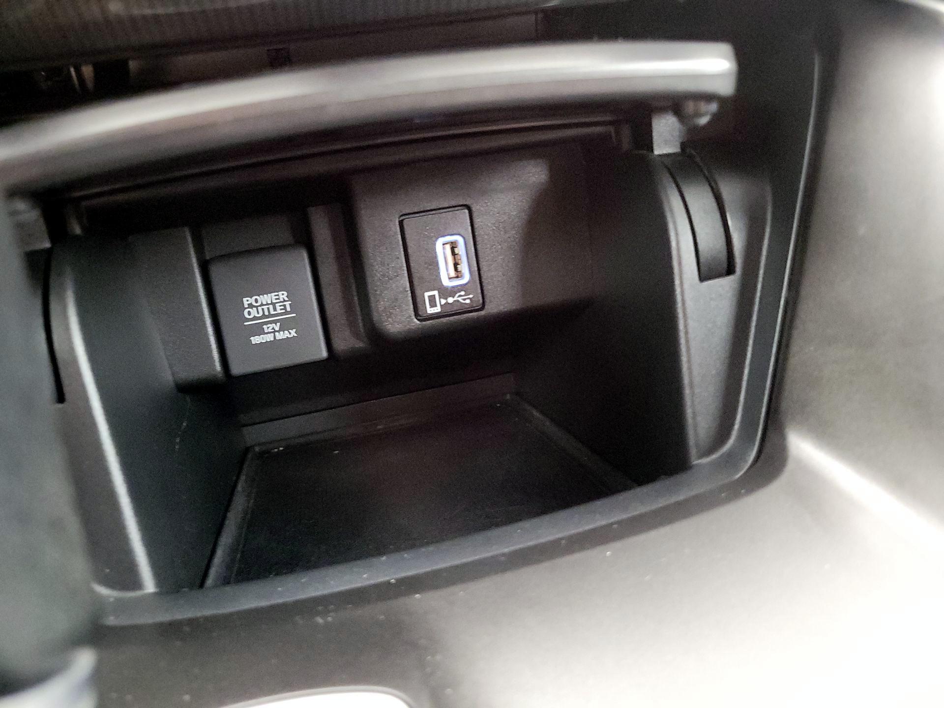 Thumbnail: 2018 Honda Accord - 18