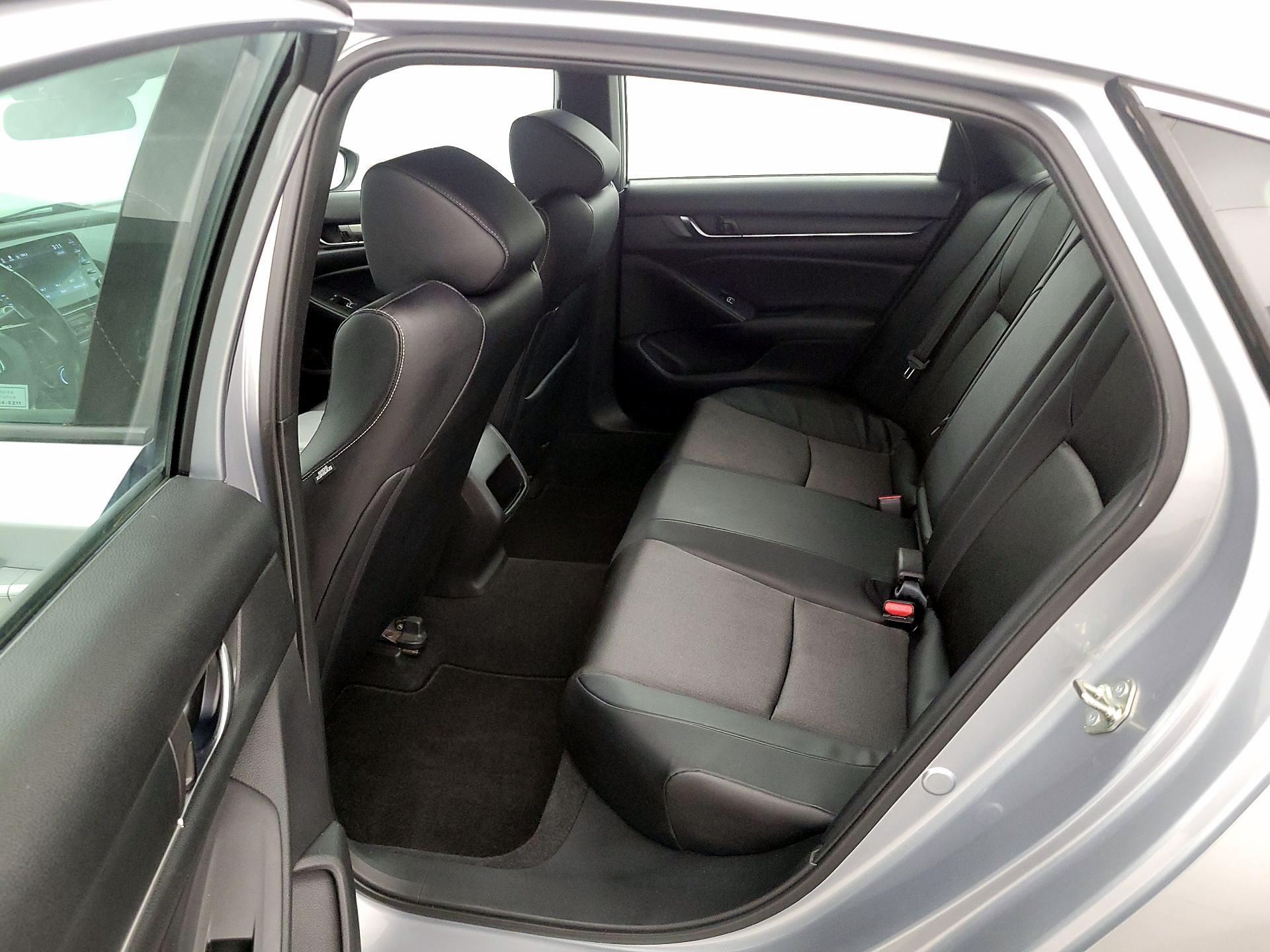 Thumbnail: 2018 Honda Accord - 19