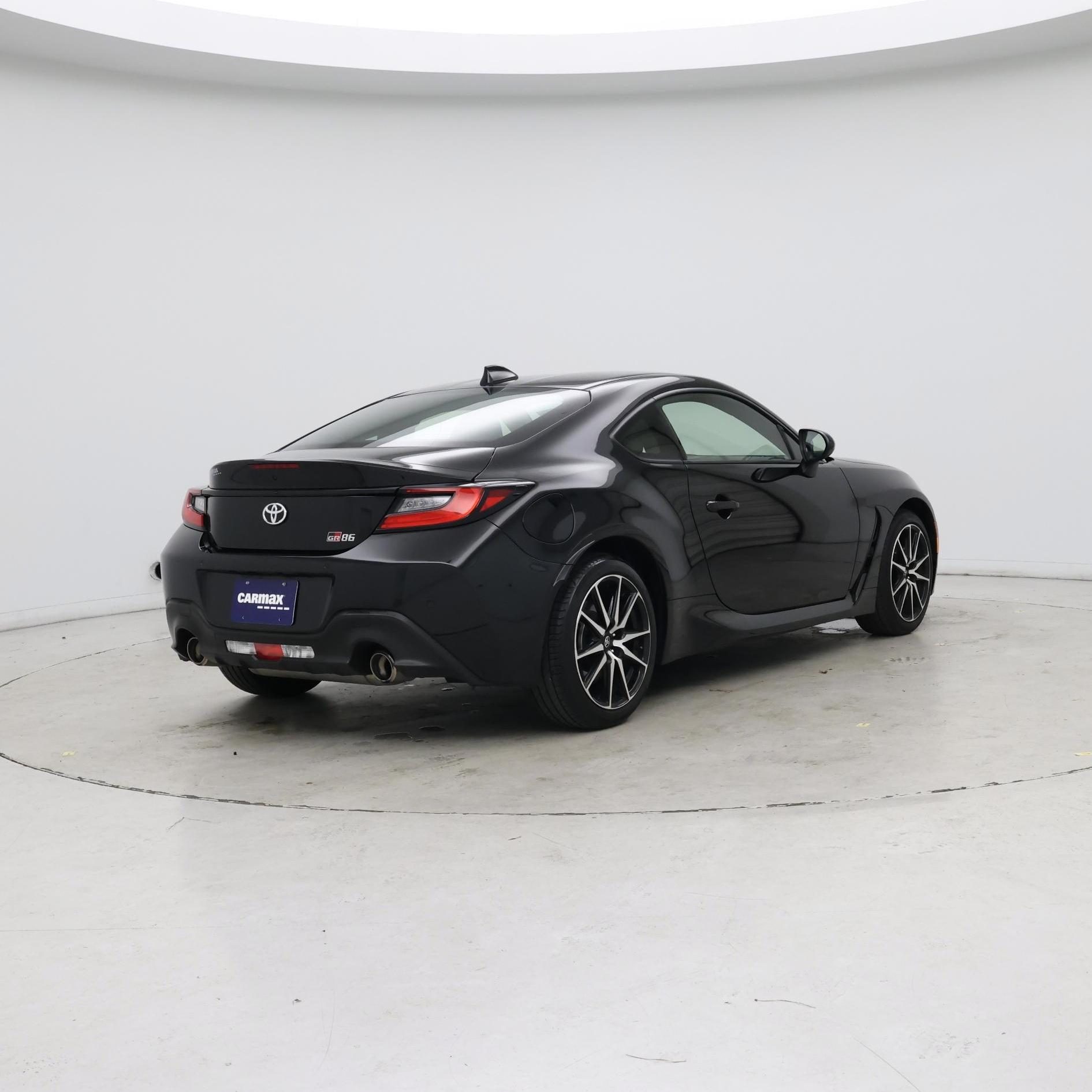 Thumbnail: 2024 Toyota GR86 - 8