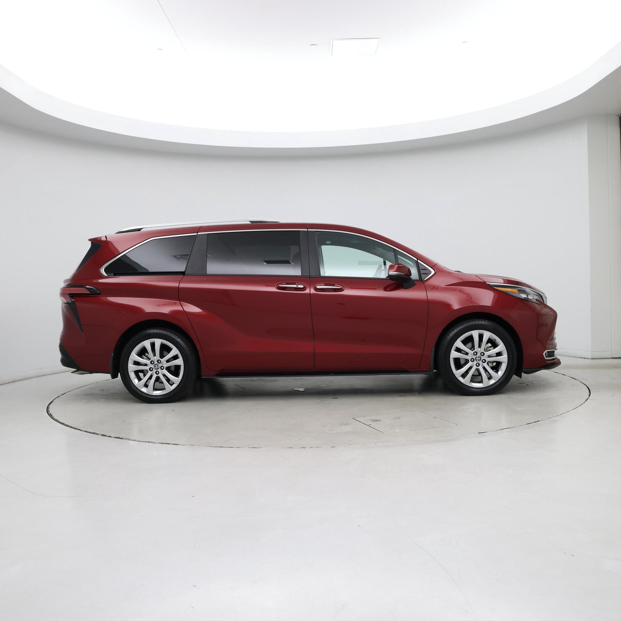 Thumbnail: 2024 Toyota Sienna - 7