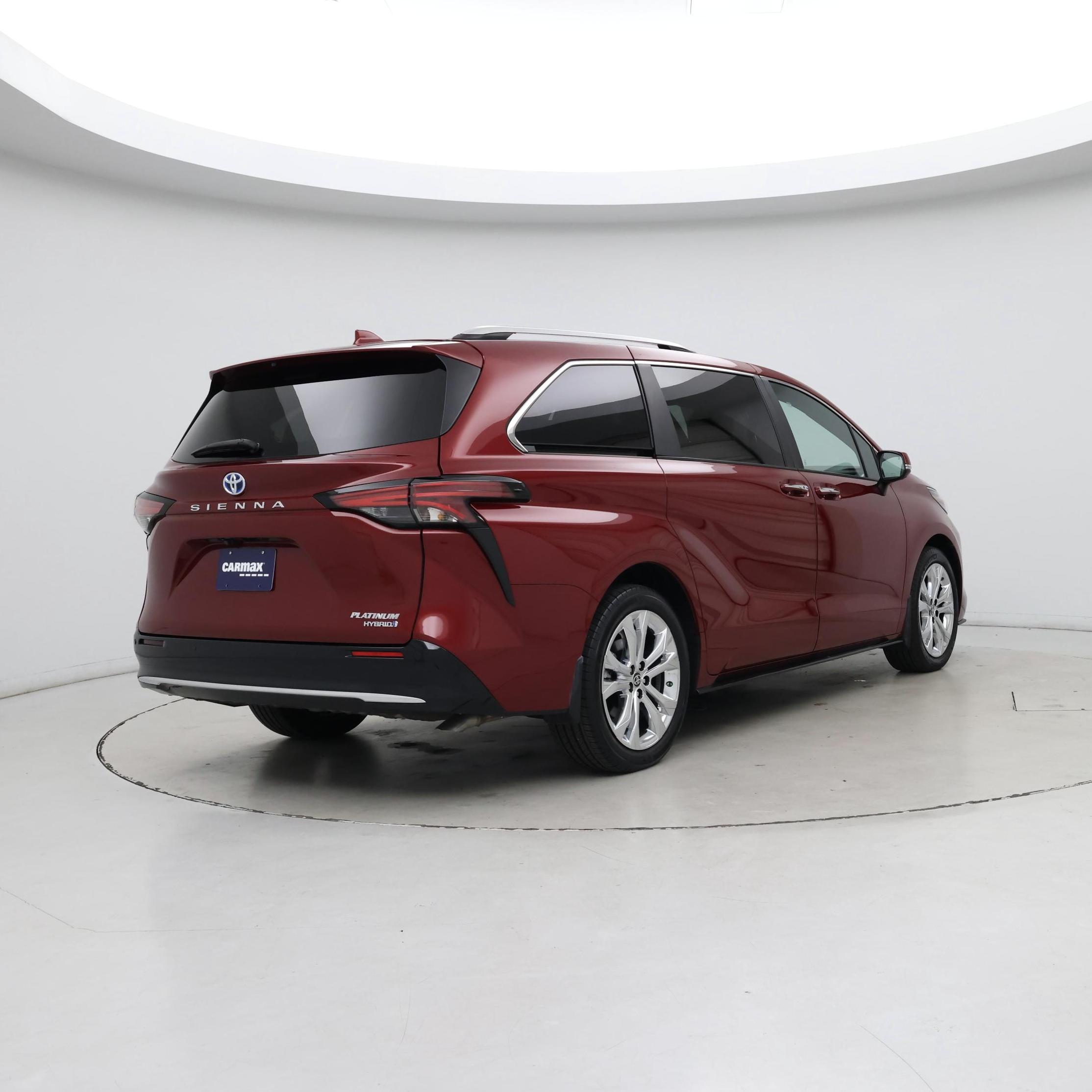 Thumbnail: 2024 Toyota Sienna - 8