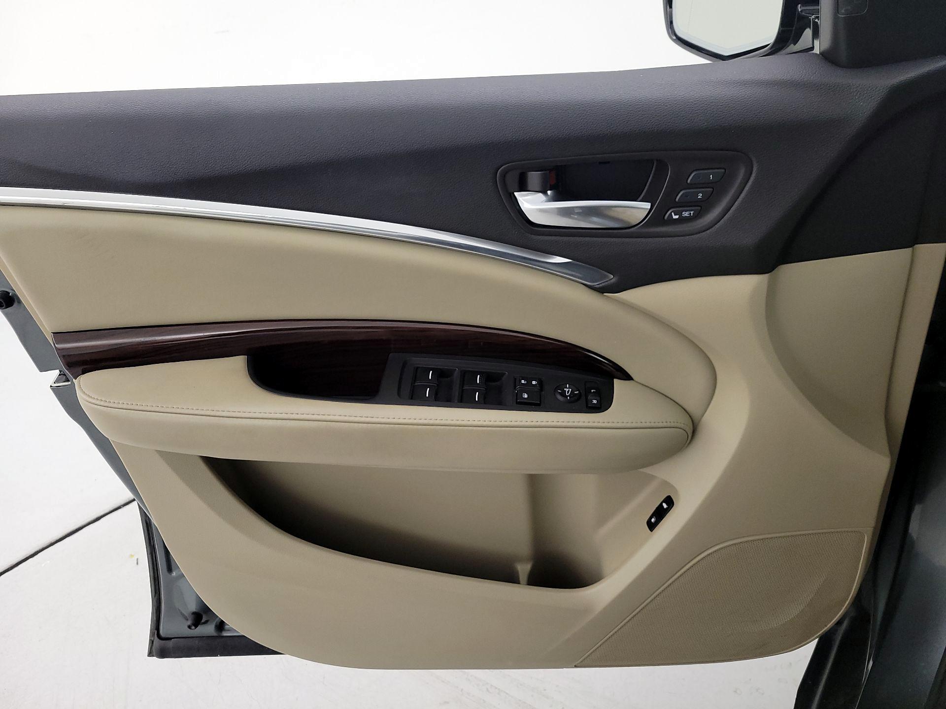 Thumbnail: 2016 Acura MDX - 12