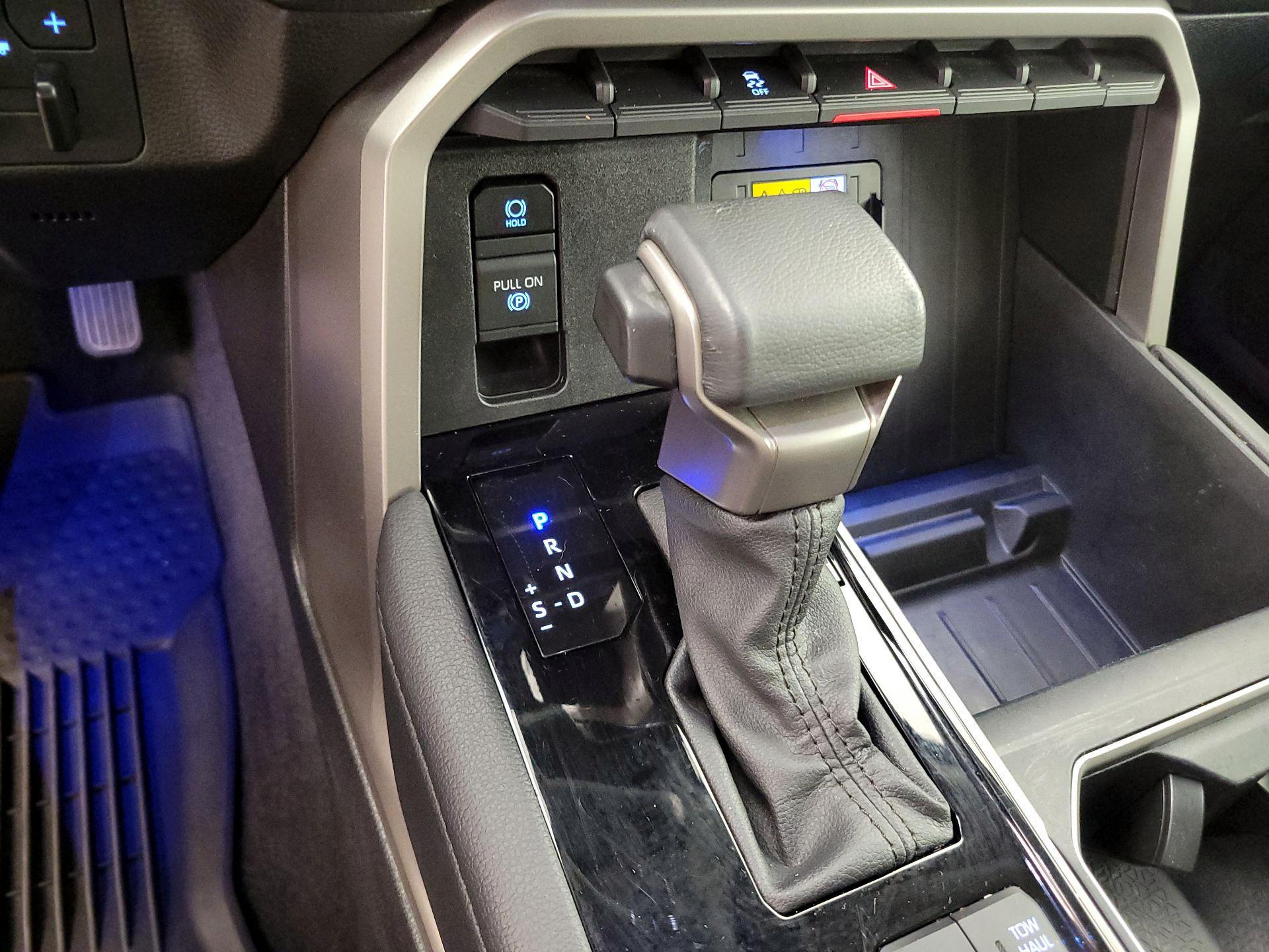 Thumbnail: 2024 Toyota Tundra - 17