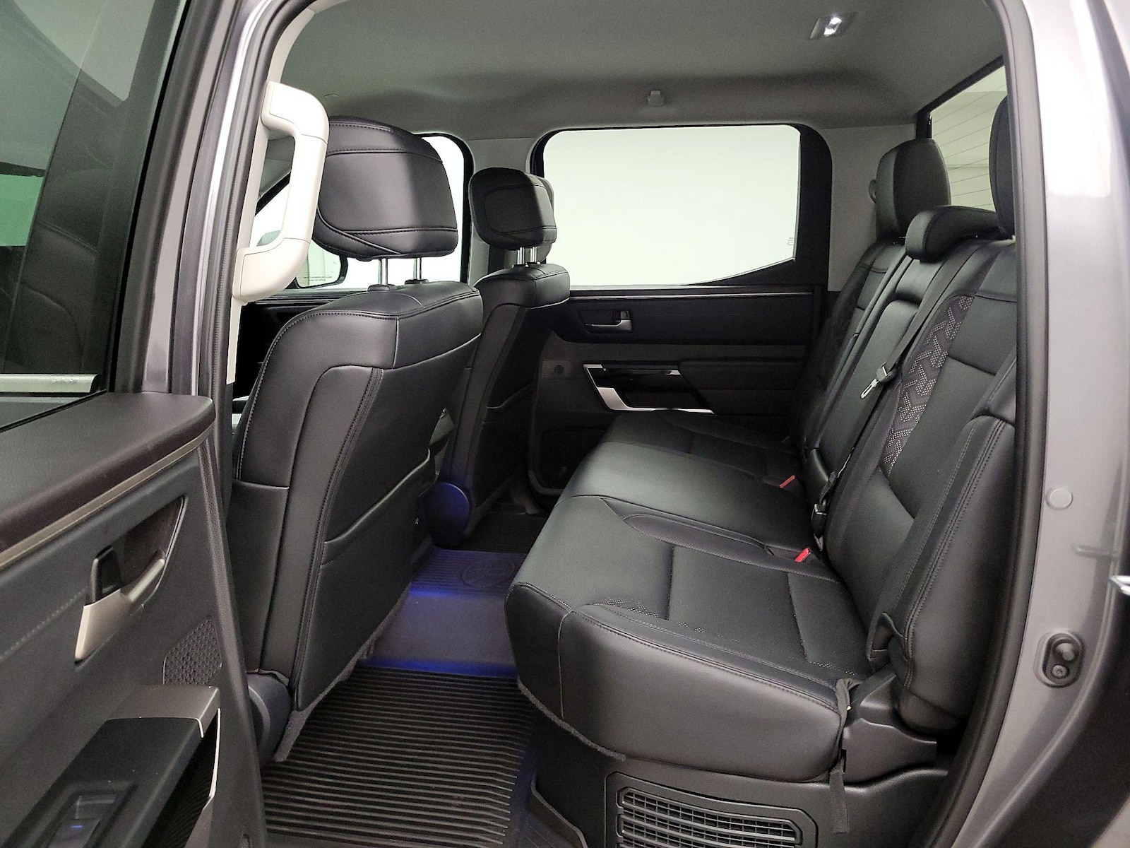 2024 Toyota Tundra Limited - Photo 20