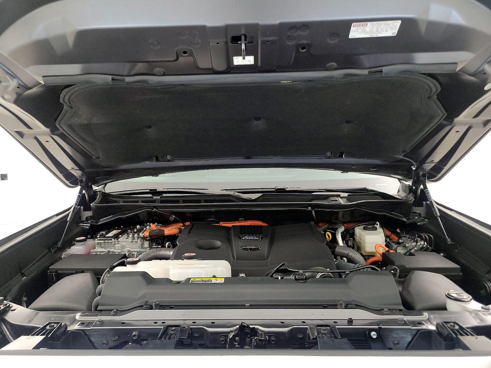 2024 Toyota Tundra Limited - Photo 22