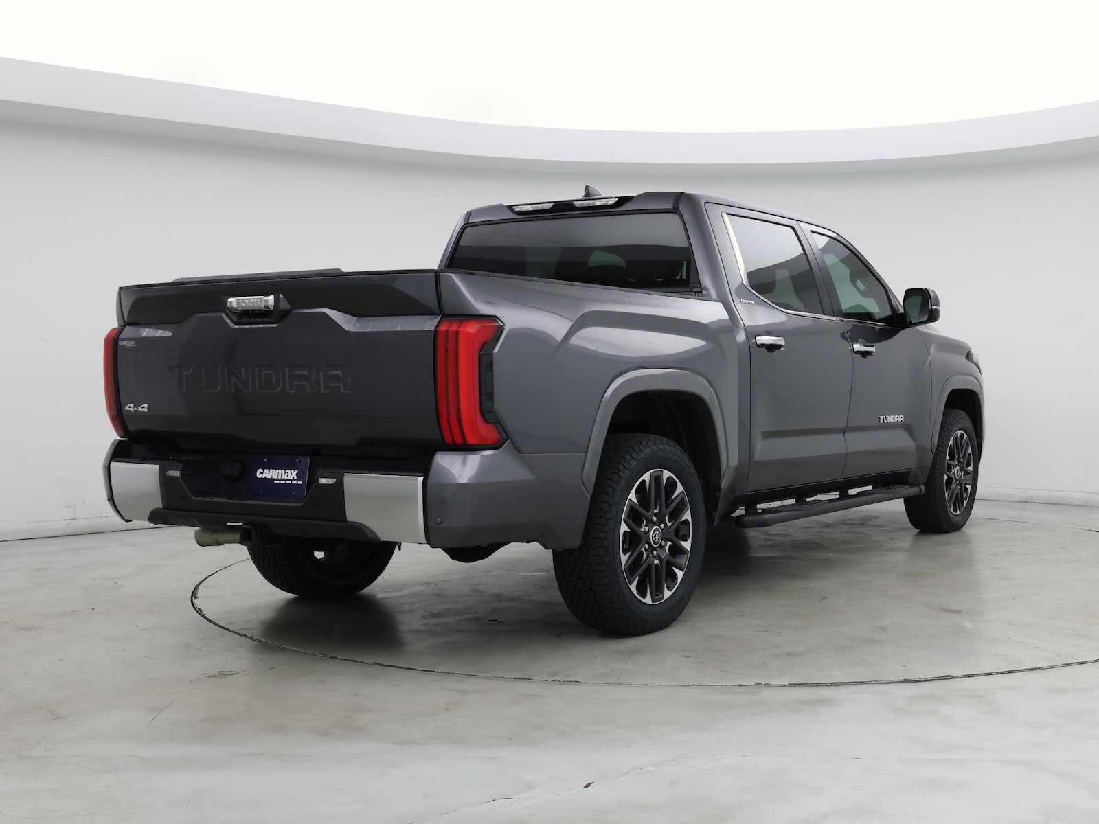 2024 Toyota Tundra Limited - Photo 9
