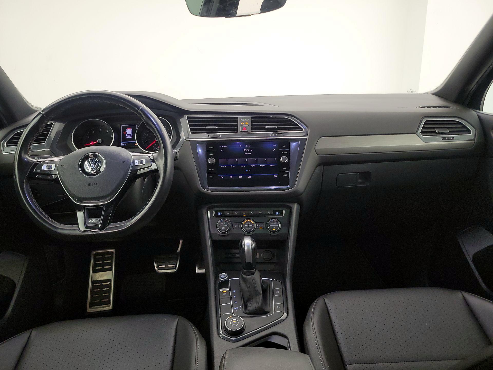 Thumbnail: 2020 Volkswagen Tiguan - 9