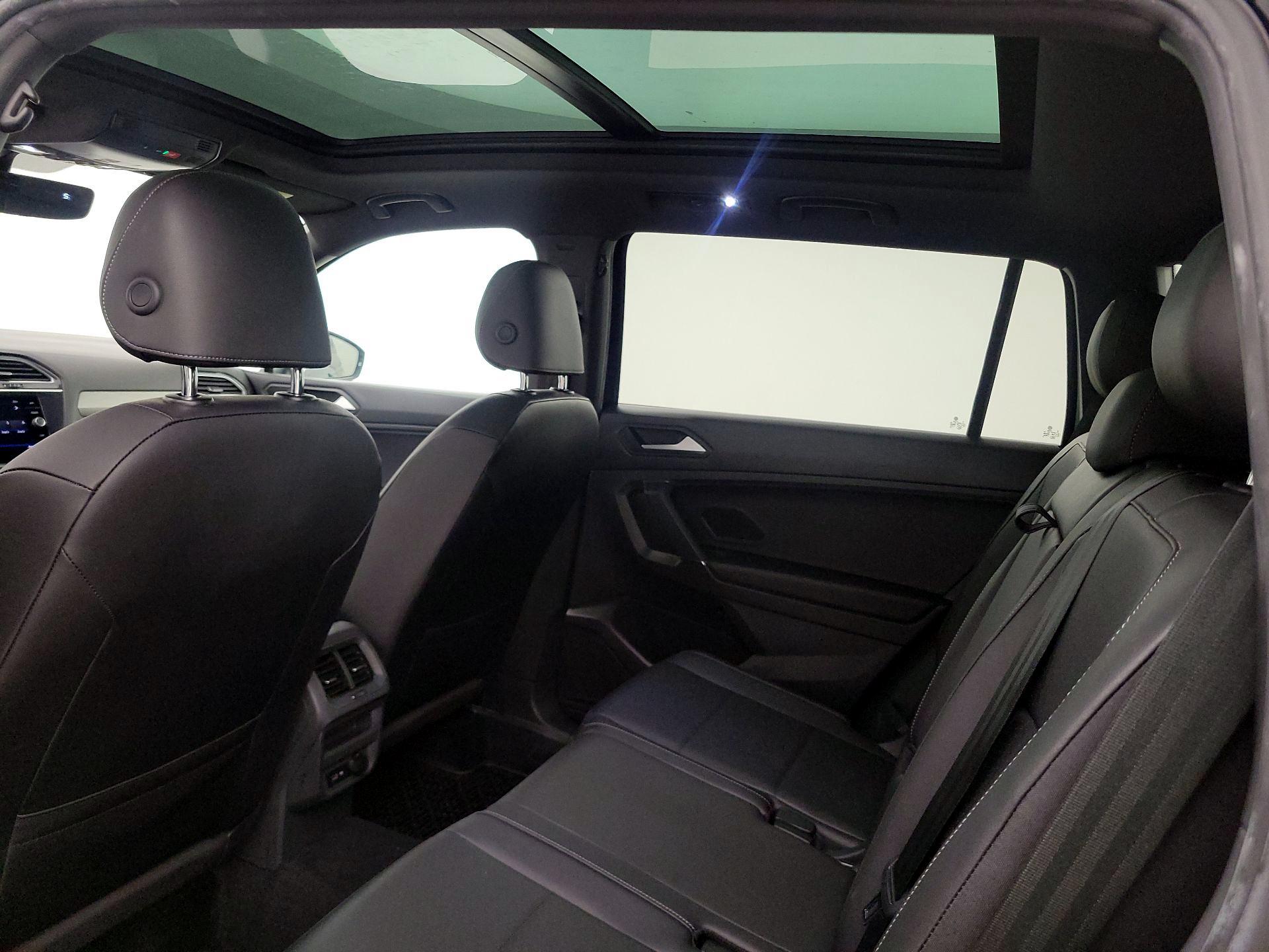 Thumbnail: 2020 Volkswagen Tiguan - 19